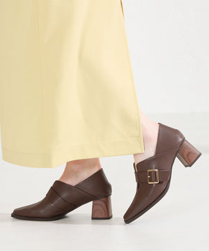 ウッドヒールベルトパンプス/61113