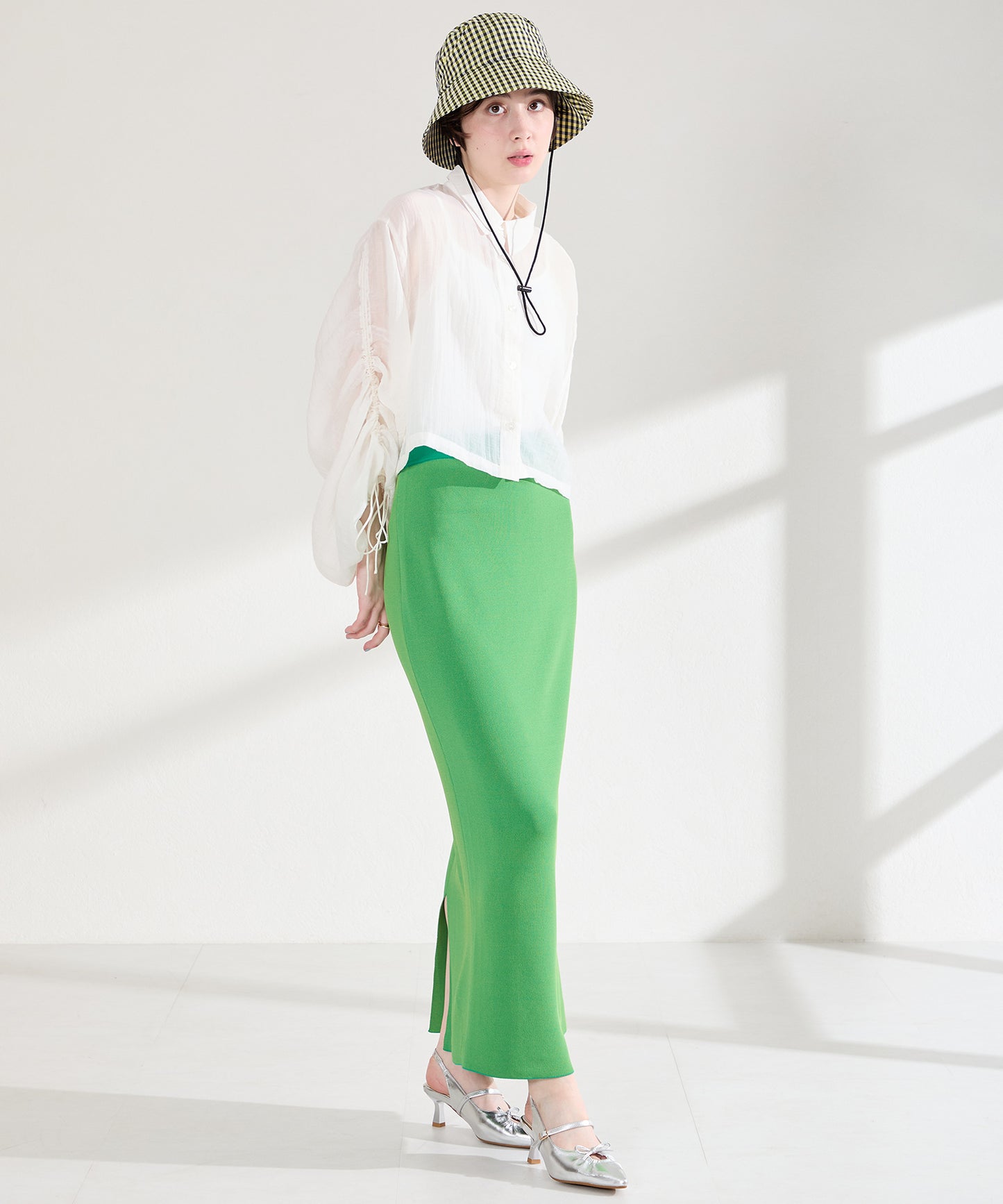 カットデザインストラップパンプス/61114