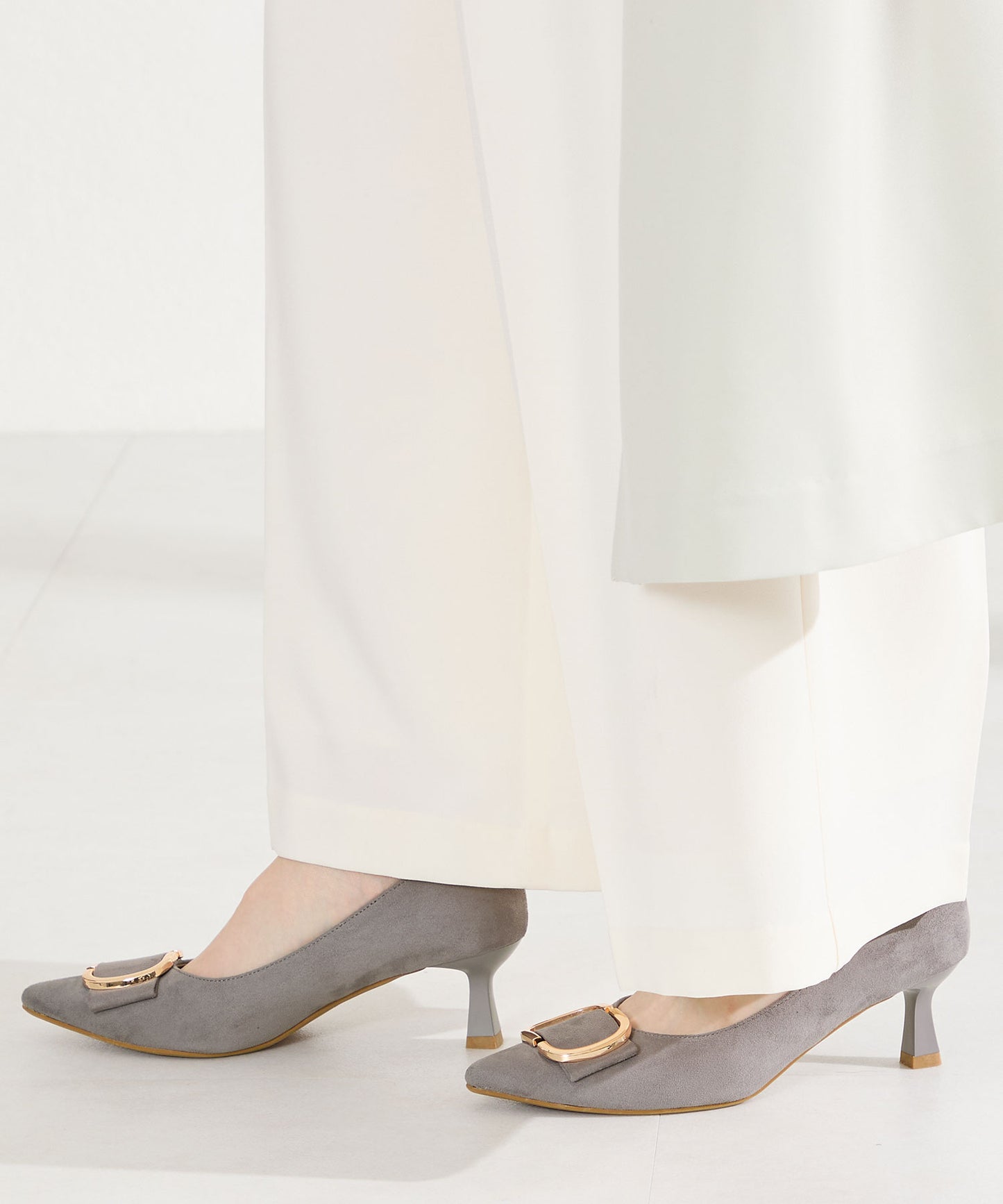 変形リボンモチーフヒールパンプス/61117