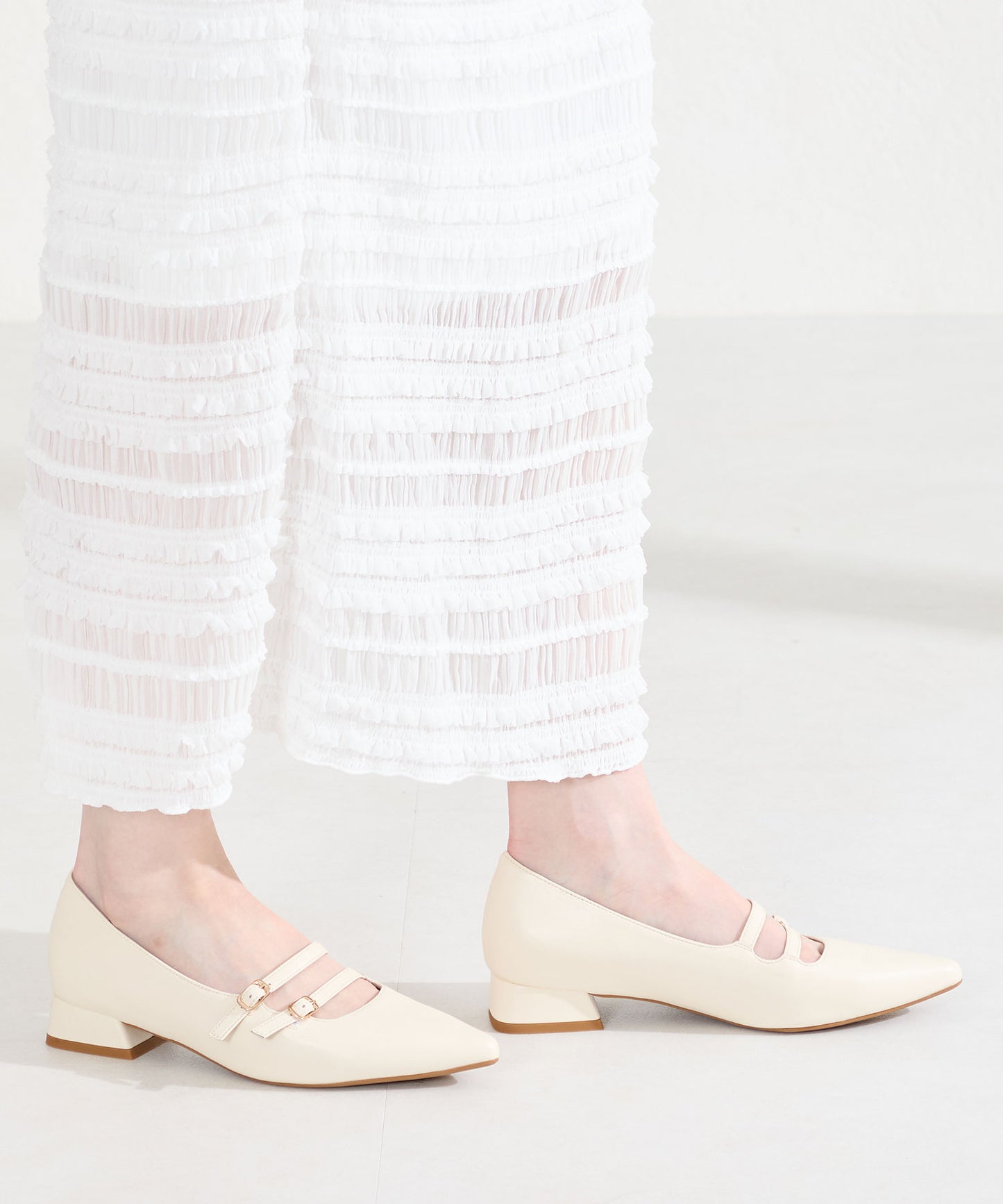 ダブルストラップポインテッドトゥパンプス/61118