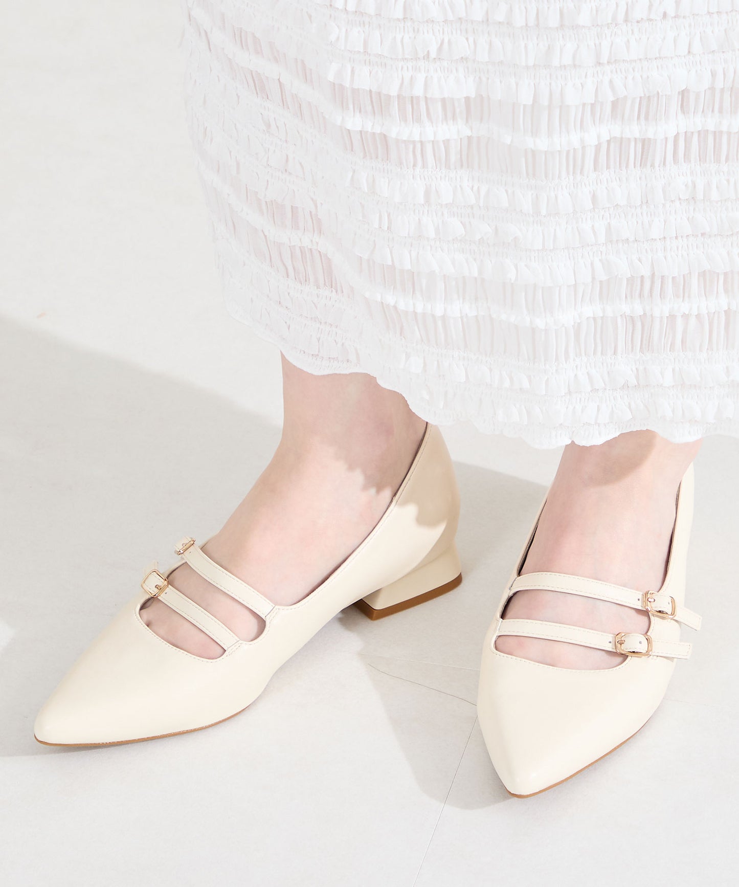 ダブルストラップポインテッドトゥパンプス/61118