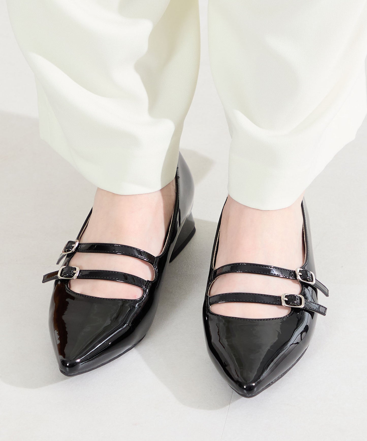 ダブルストラップポインテッドトゥパンプス/61118