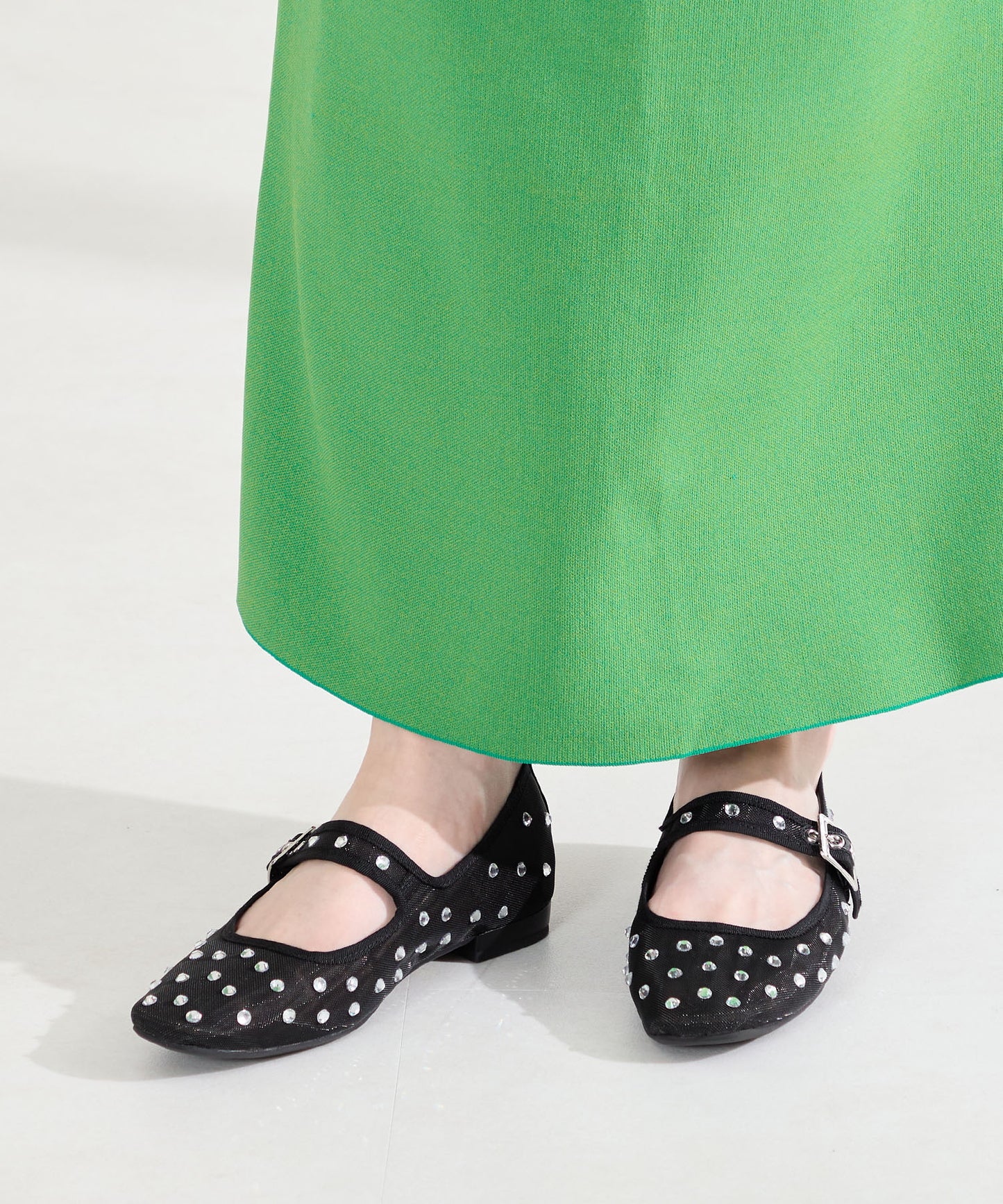 【WEB先行予約/3月下旬発売予定】ビジュー付きシアーメリージェーンパンプス/61120