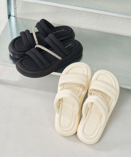 【WEB先行予約/5月下旬発売予定】ラインストーンベルトパデットスライドサンダル/61224