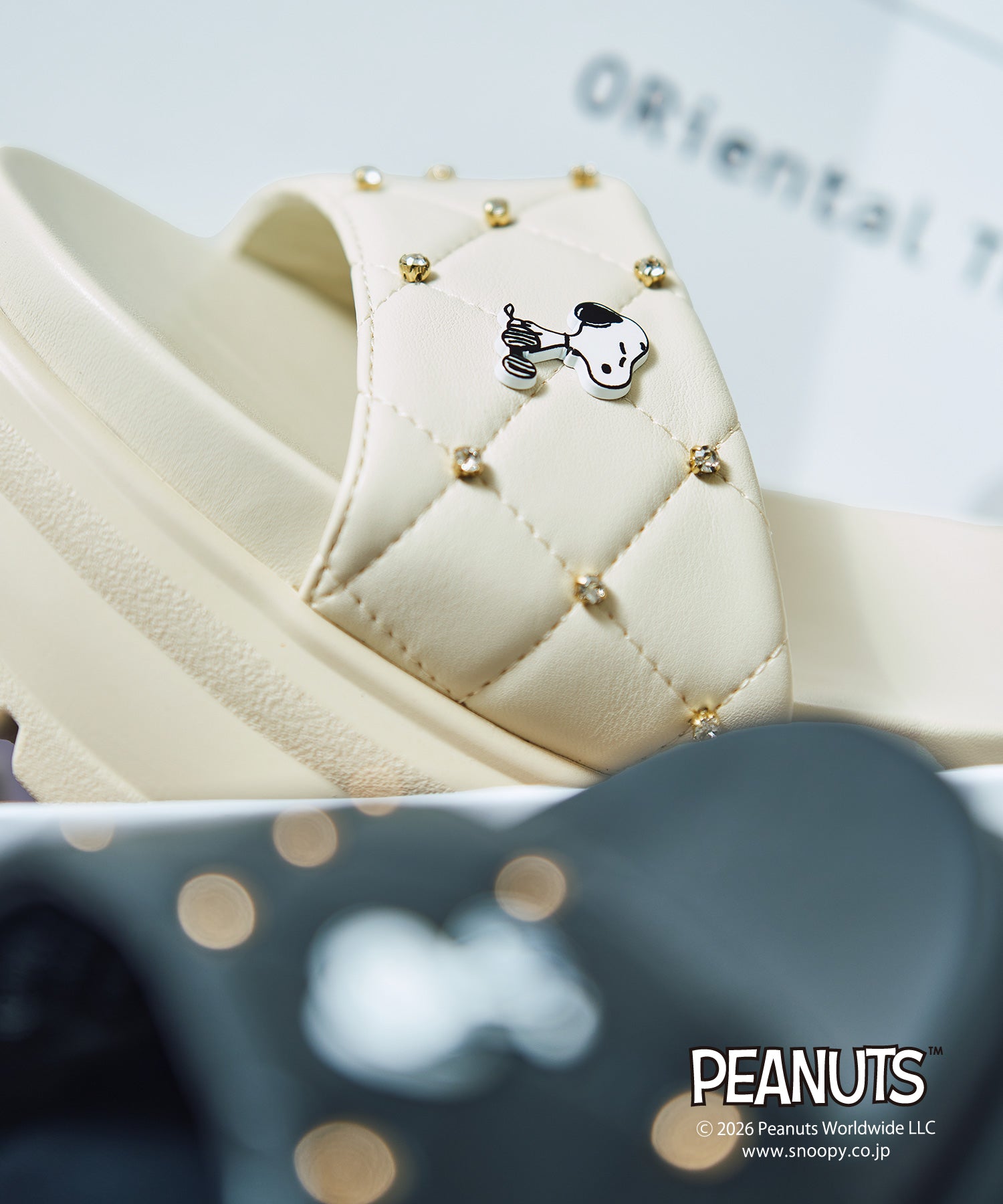 WEB先行予約/5月中旬発売予定】PEANUTSデザイン厚底サンダル/61238