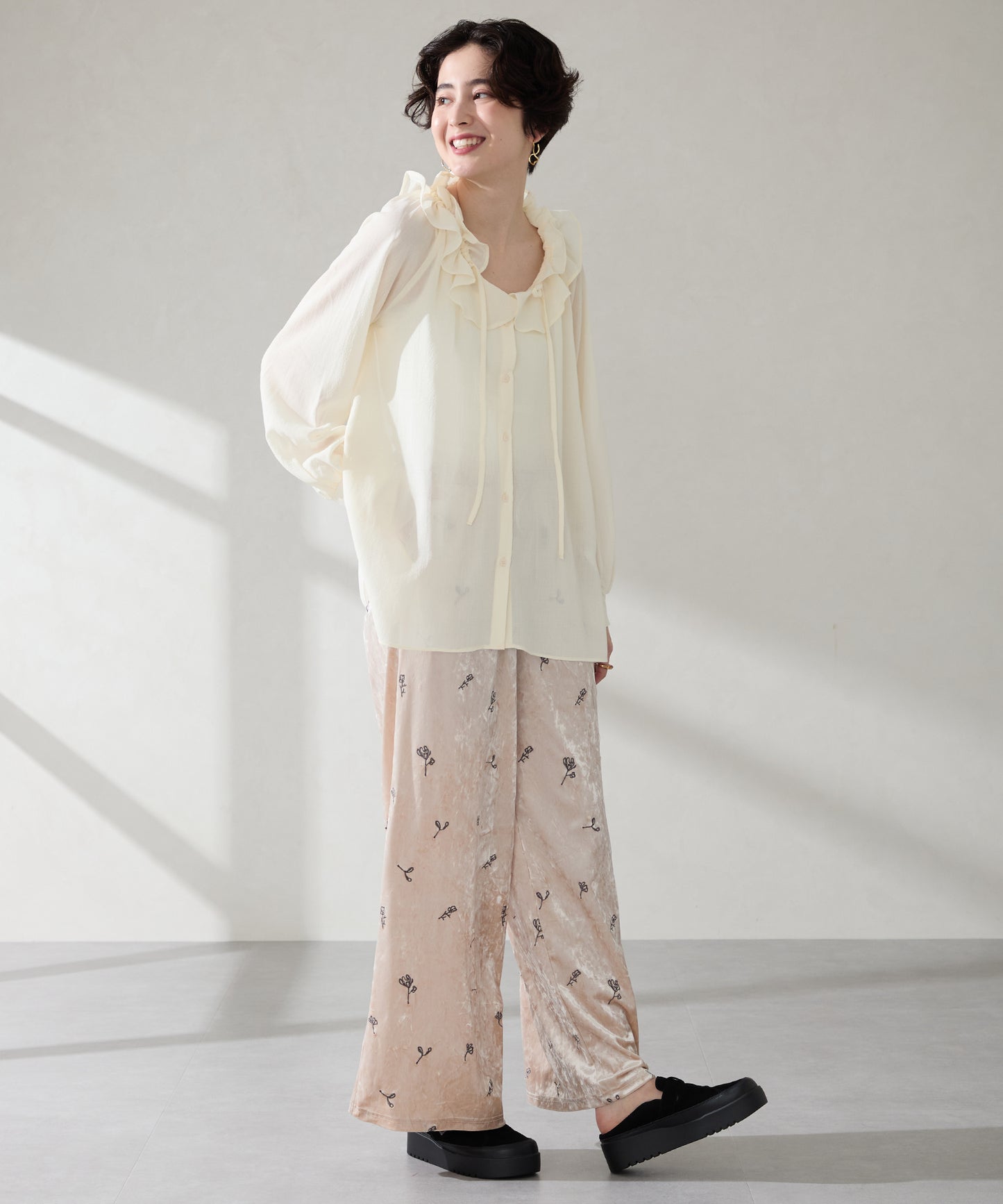 【WEB先行予約/9月中旬発売予定】バックルベルトデザイン厚底サボ/61315