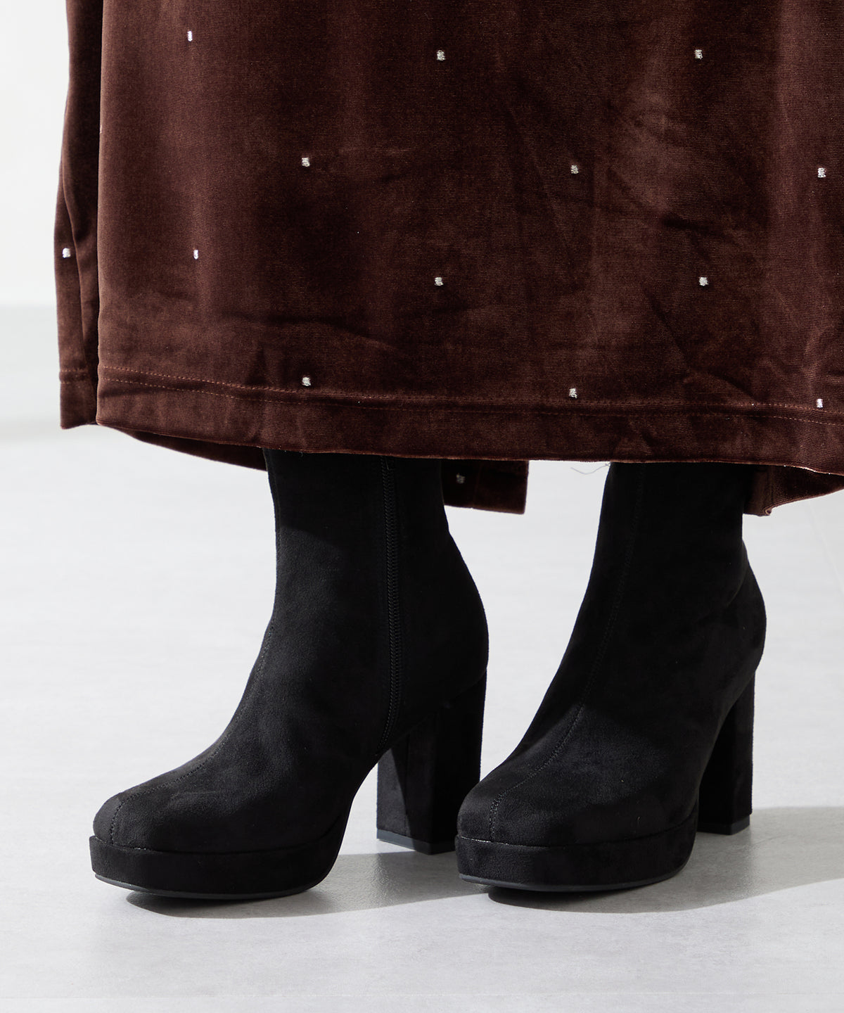 【カタログ掲載アイテム】プラットフォームヒールショートブーツ/61410