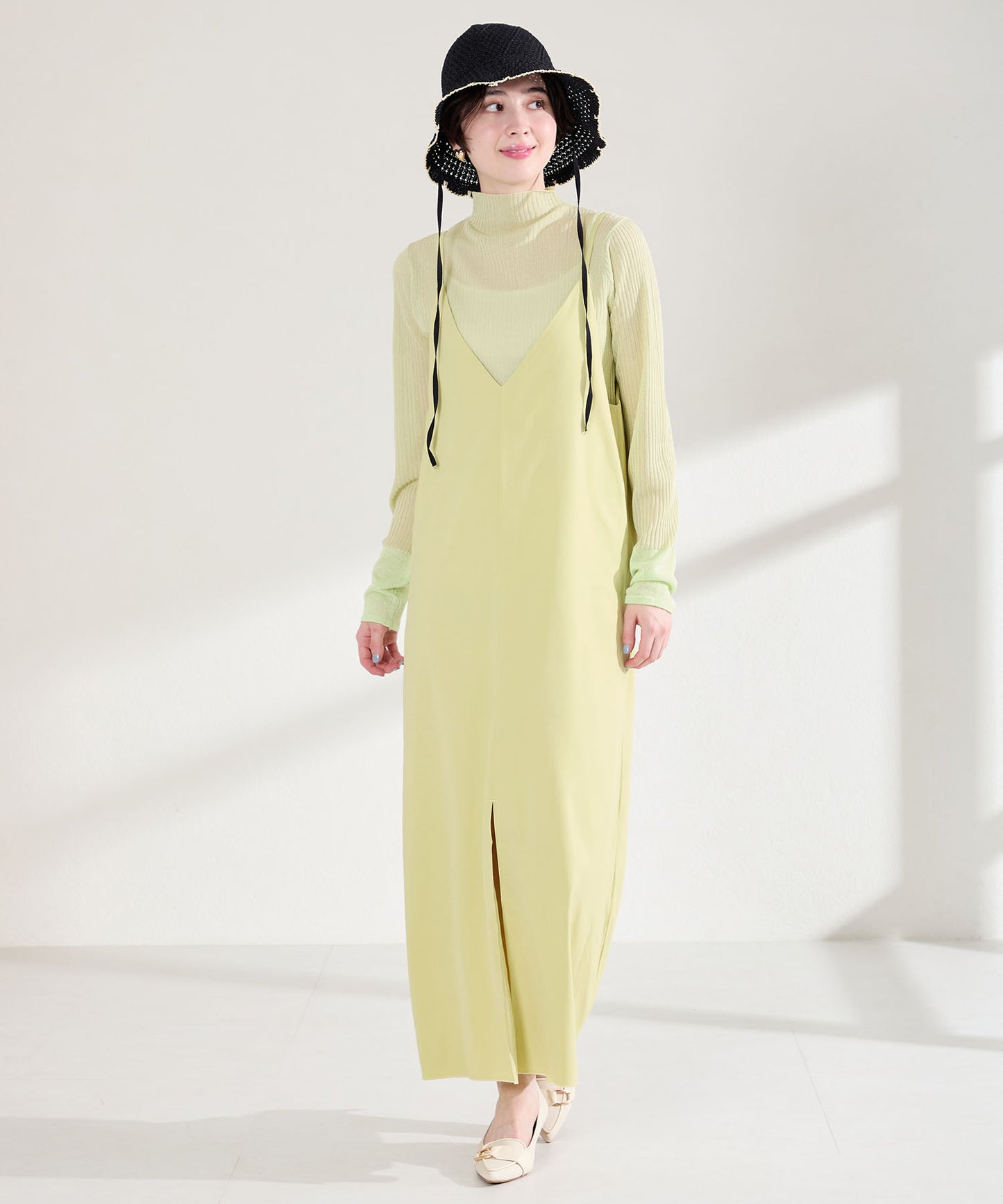 サイドバックルポインテッドトゥパンプス/62104