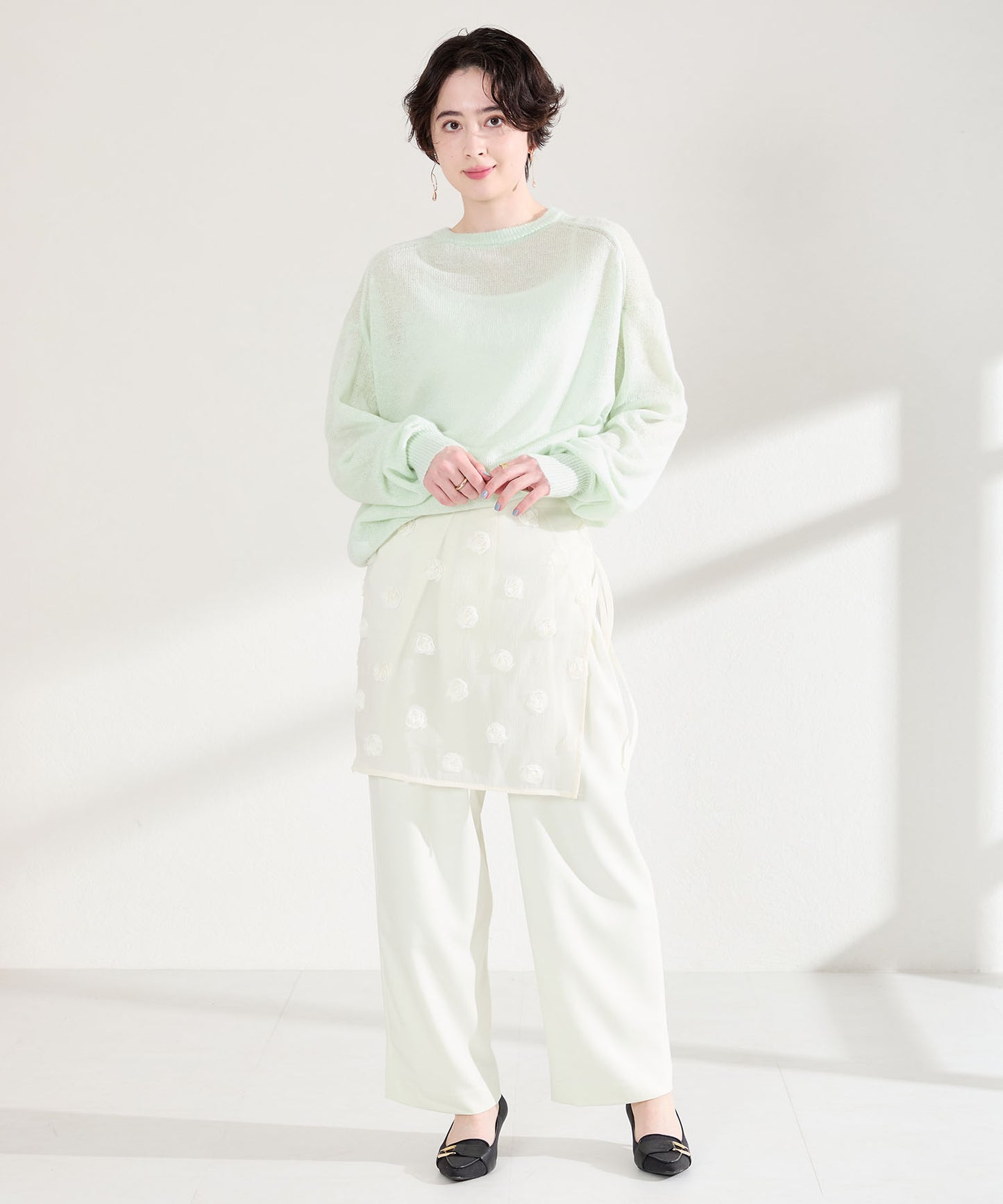 サイドバックルポインテッドトゥパンプス/62104