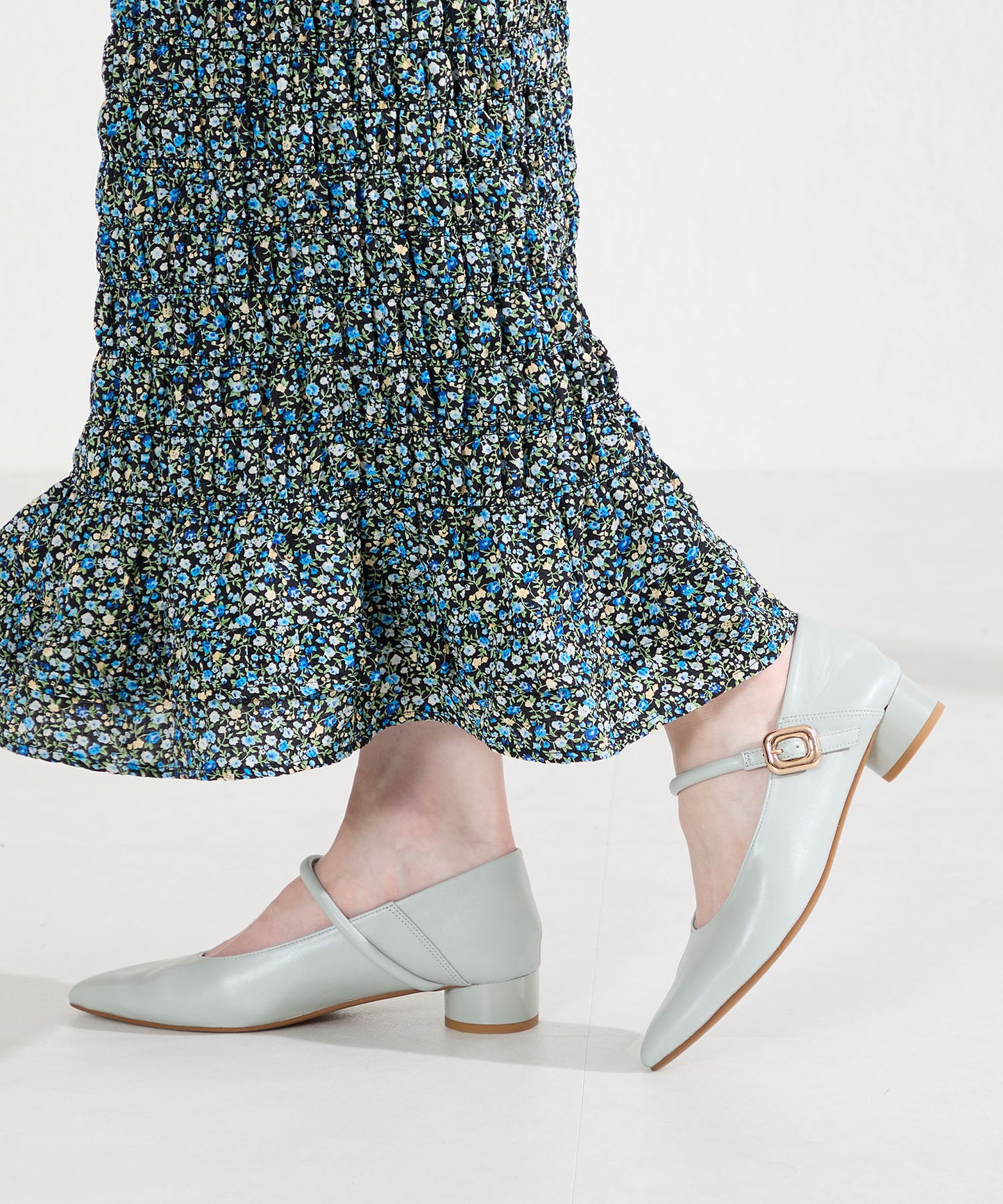 ポインテッドトゥストラップバブーシュ/62106