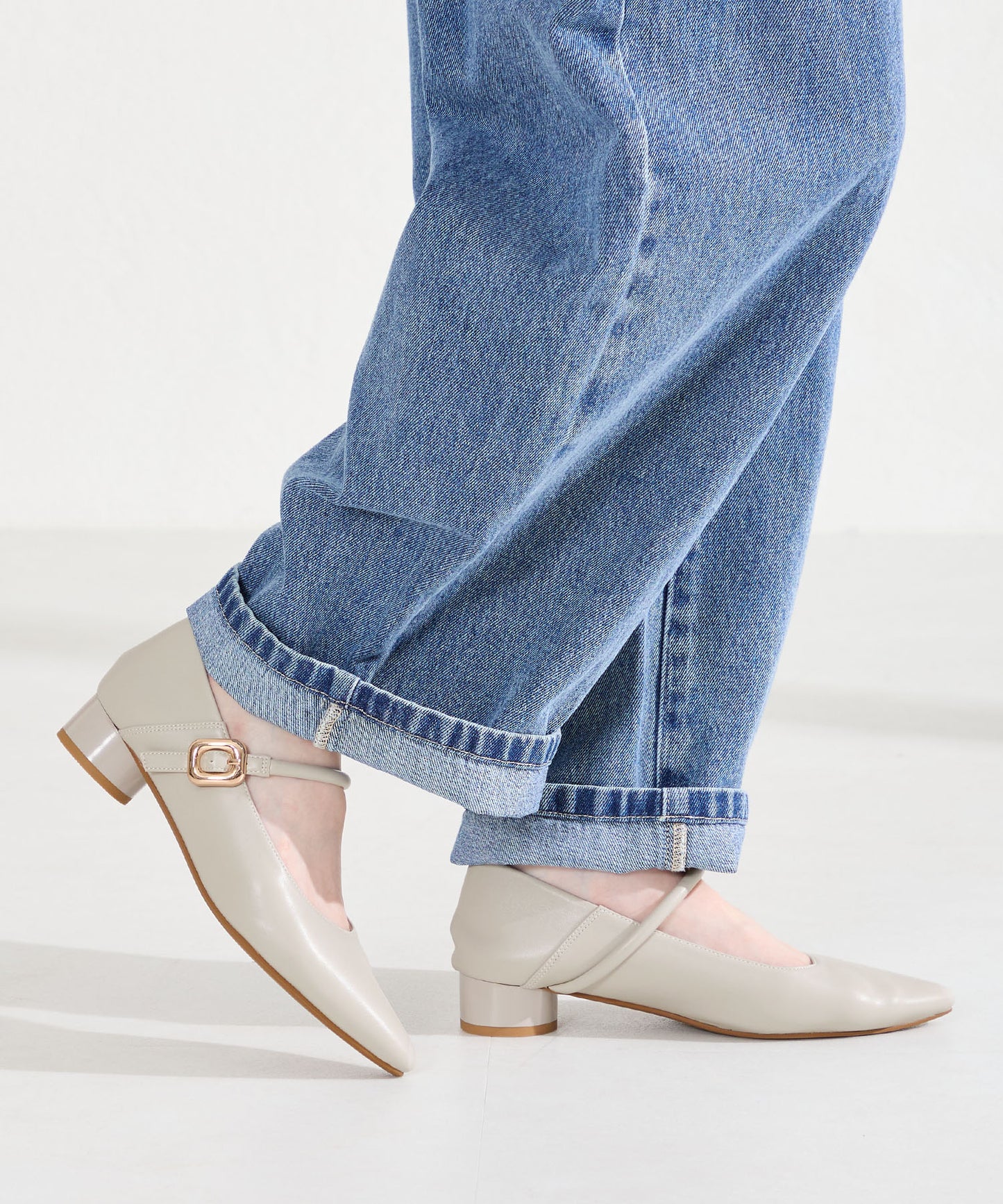 ポインテッドトゥストラップバブーシュ/62106