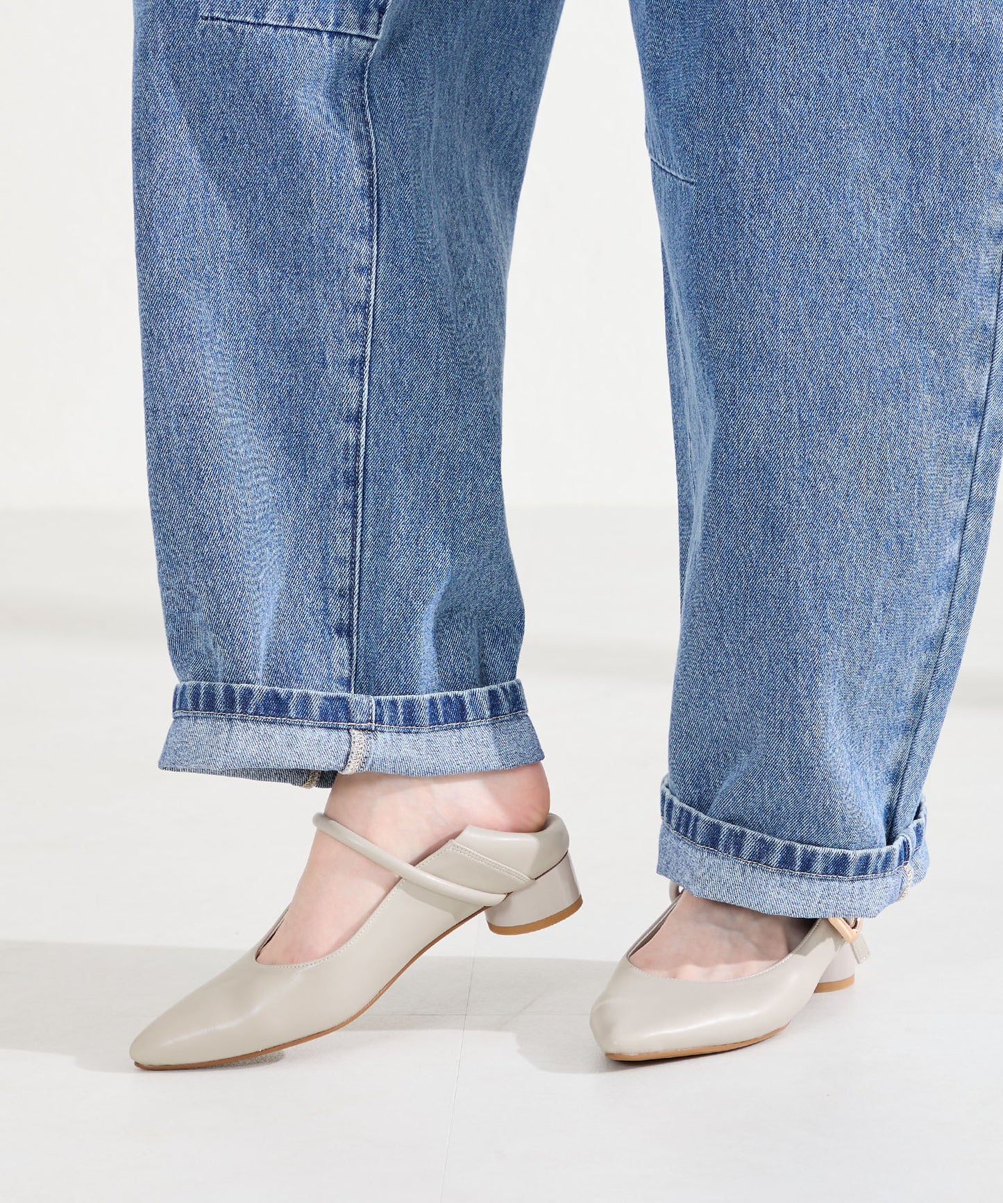 ポインテッドトゥストラップバブーシュ/62106