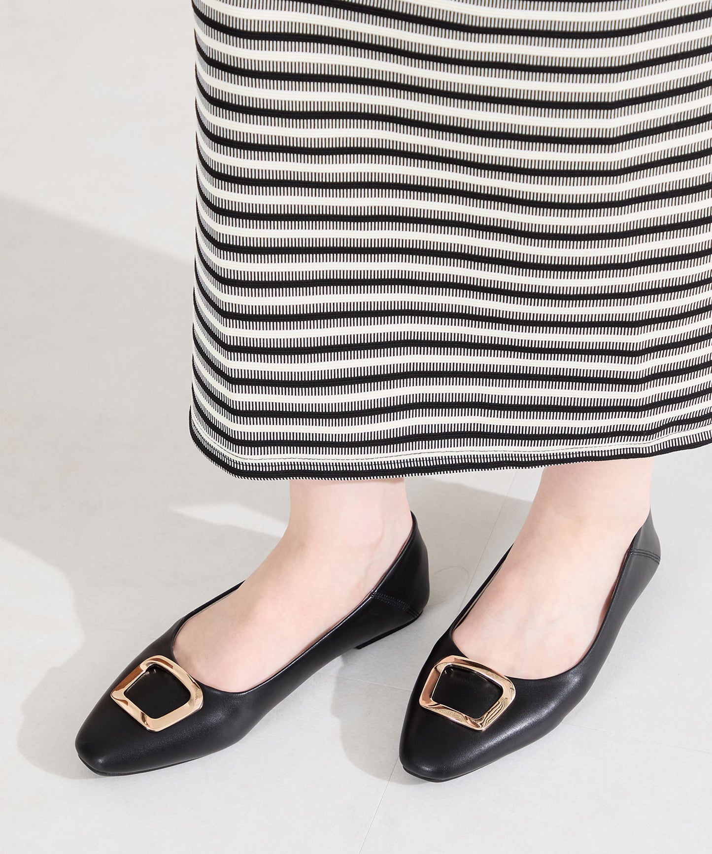 ゴールドモチーフフラットパンプス/62109