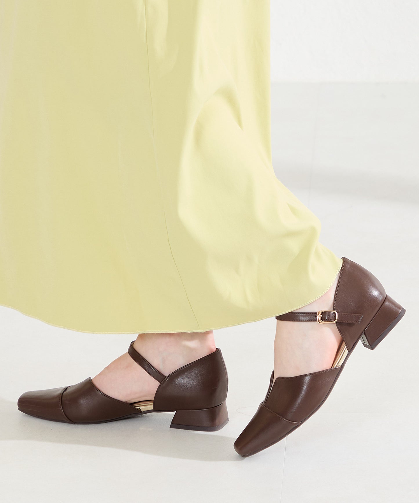 スリットセパレートパンプス/62110