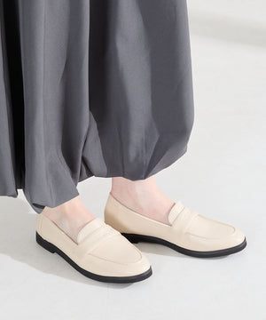 【カタログ掲載アイテム】軽量ソフトローファー/62116