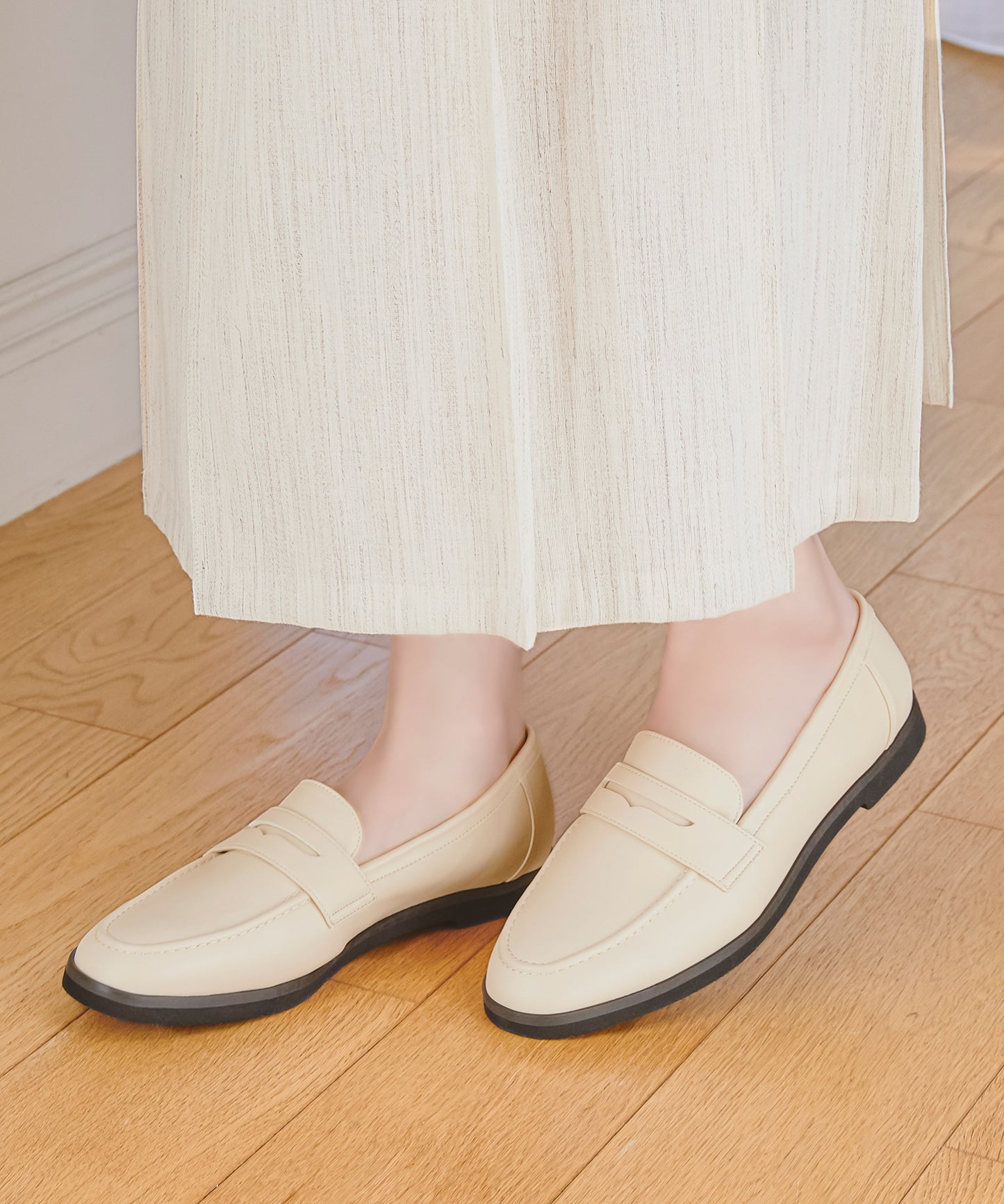 【カタログ掲載アイテム】軽量ソフトローファー/62116