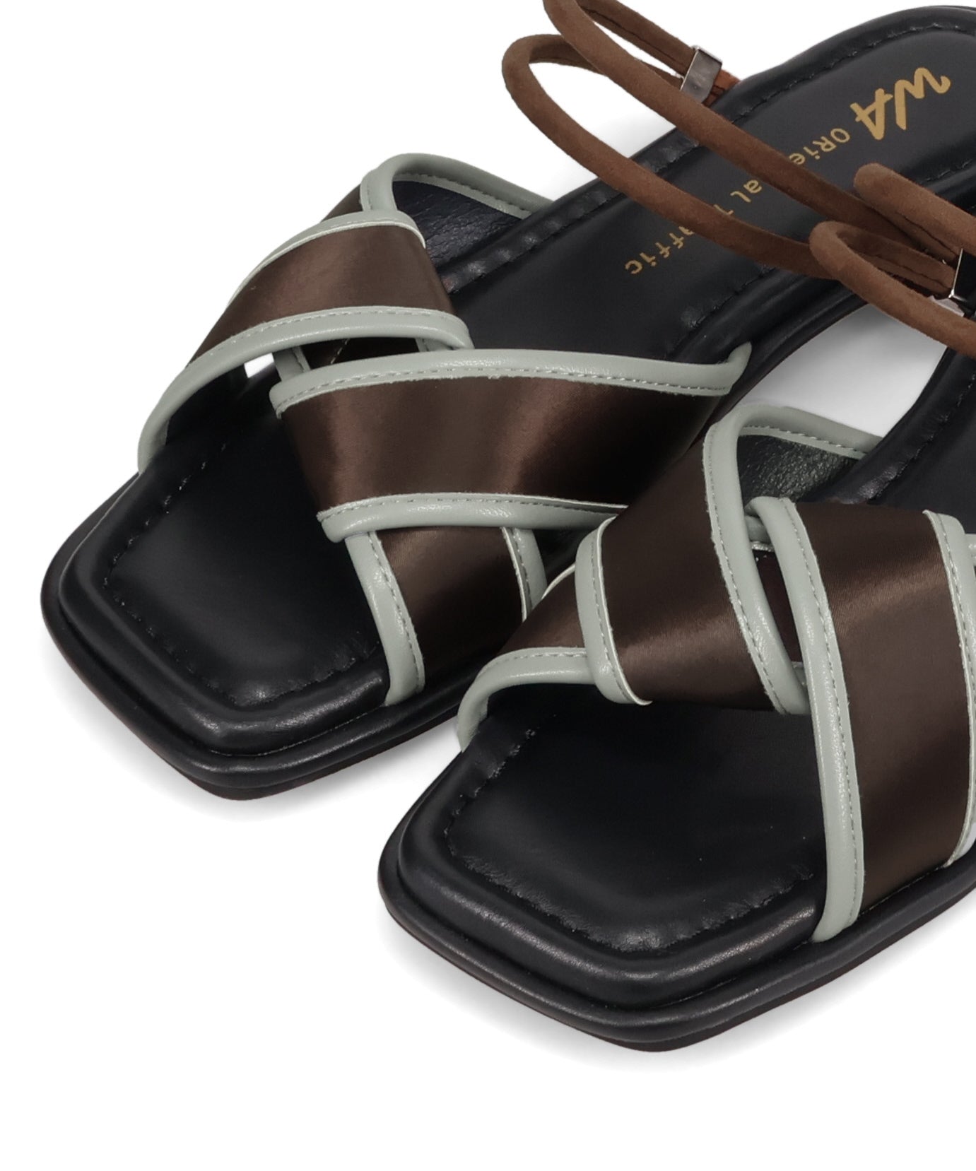 【WEB先行予約/5月中旬発売予定】バイカラー配色2wayミュールサンダル/62206