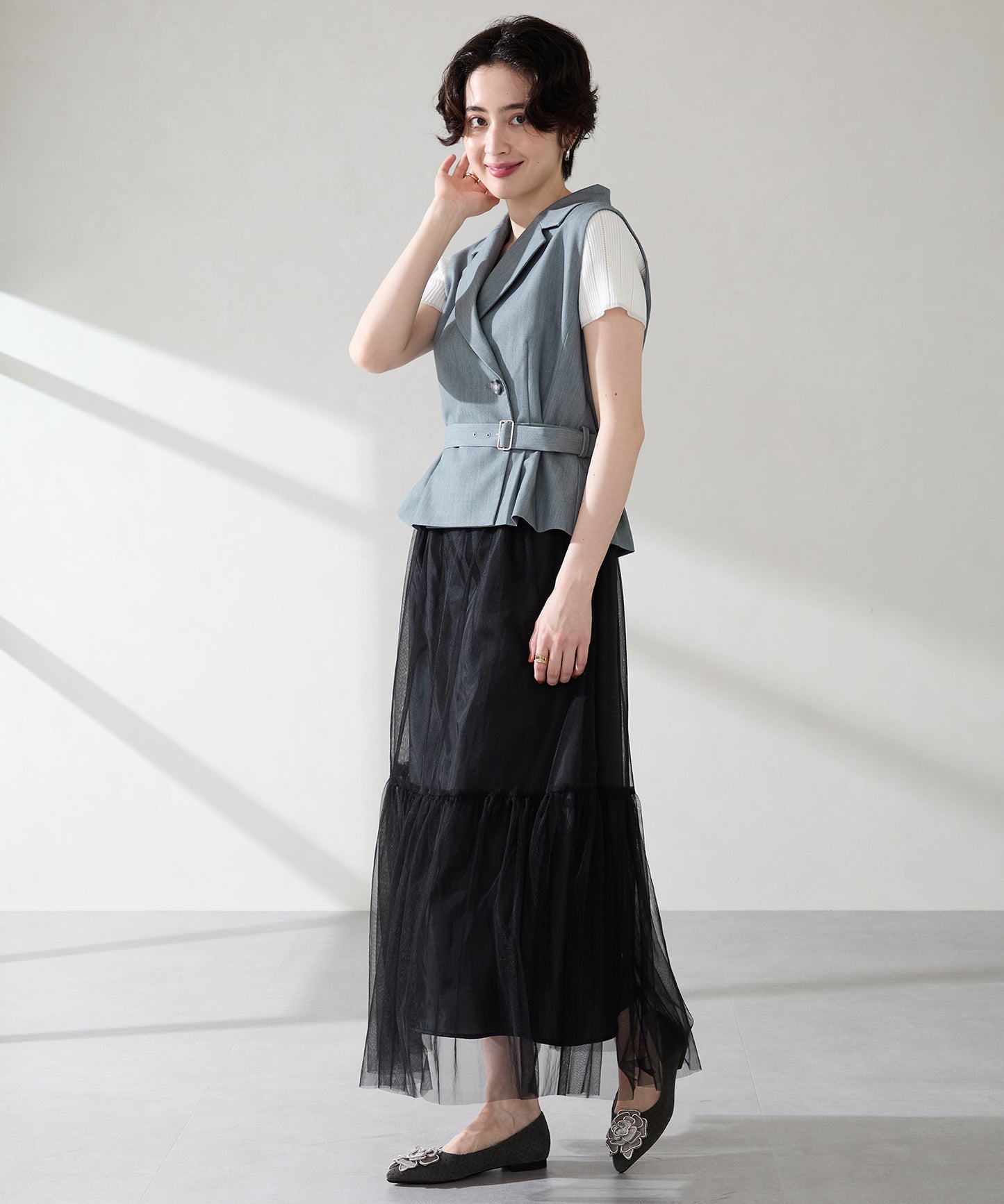 【WEB先行予約/9月上旬発売予定】フラワーモチーフフラットパンプス/62316
