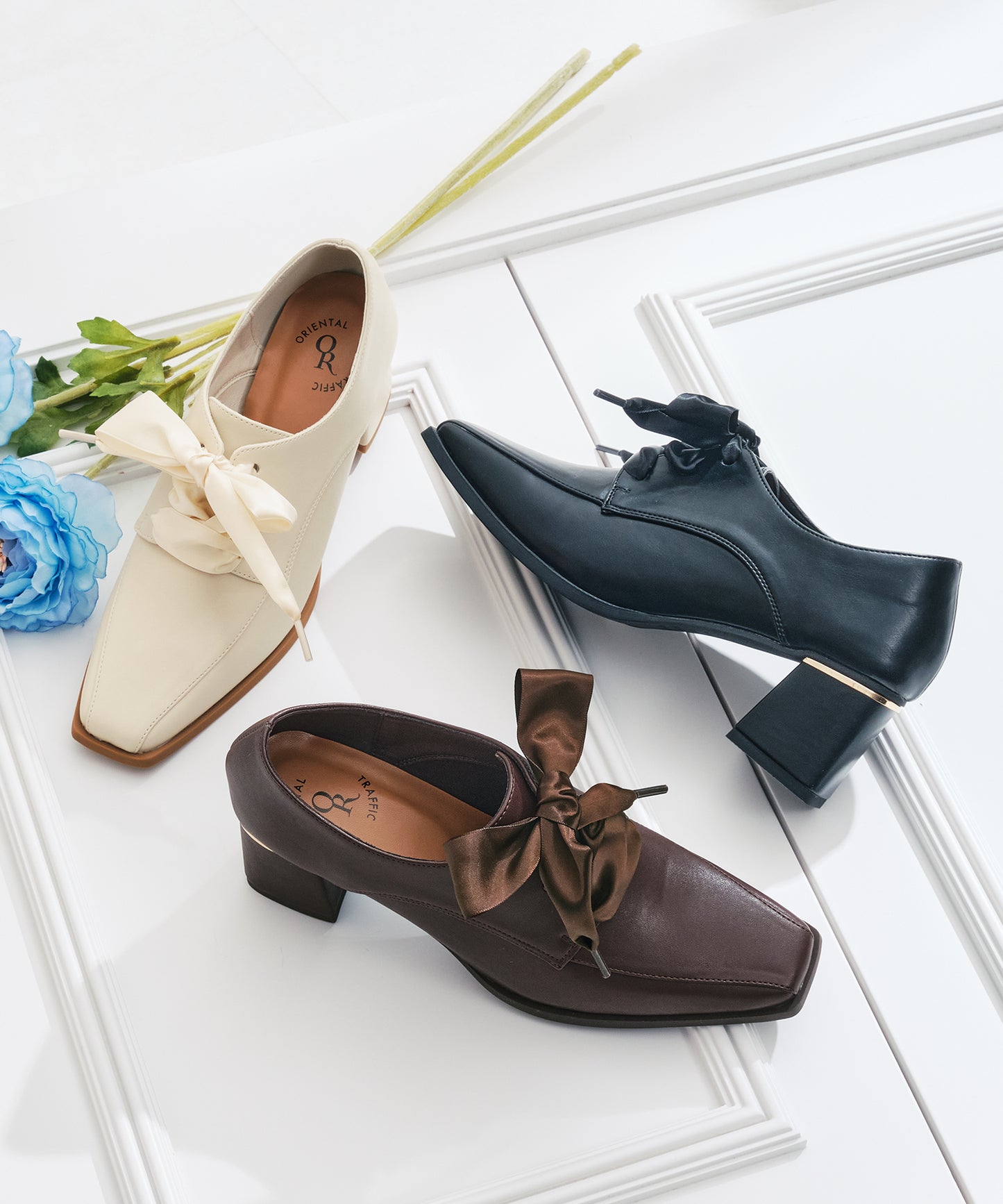 【店舗限定】サテンリボンレースアップヒールパンプス/66301