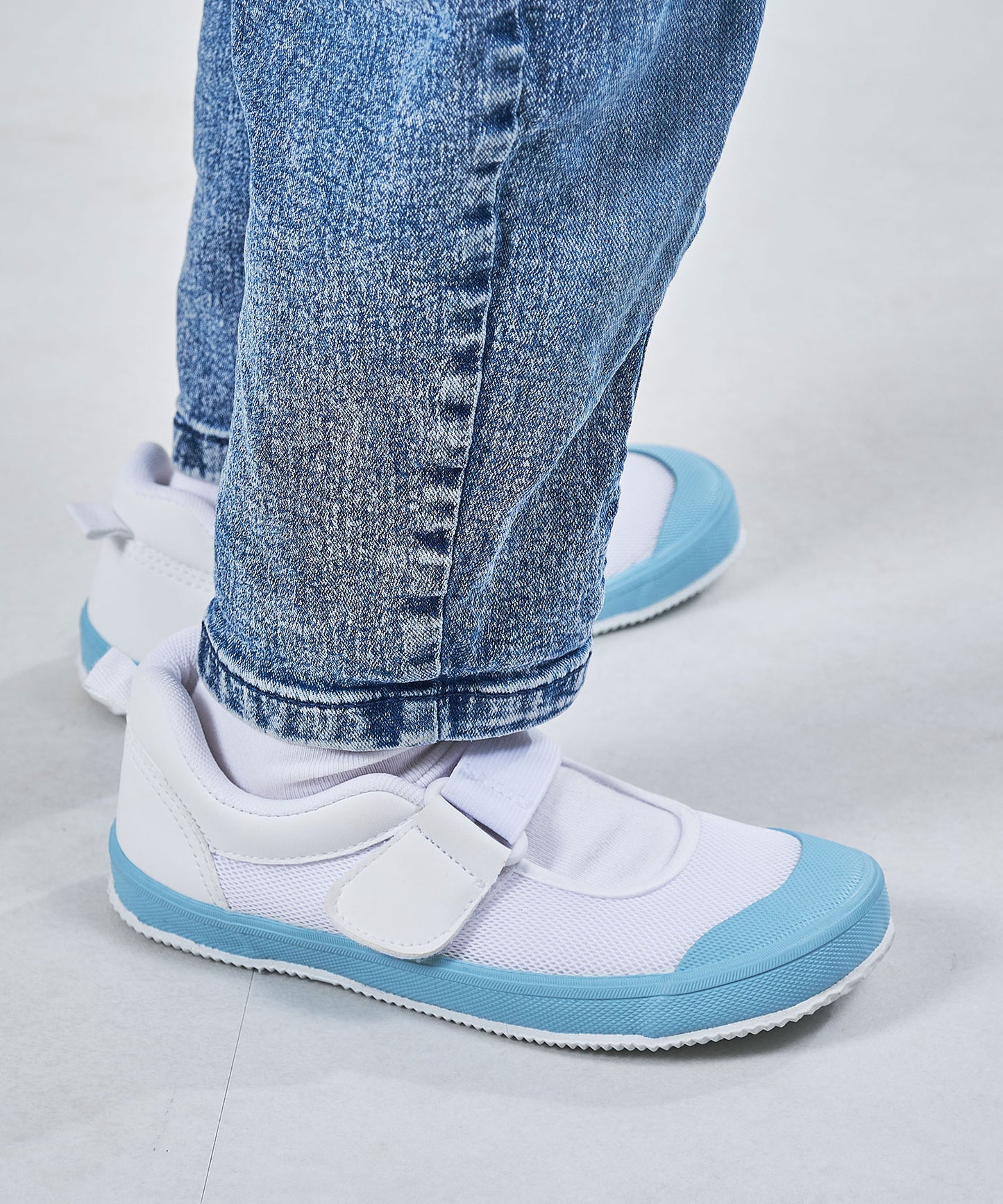 【WEB限定/KIDS】ゴムストラップスクールシューズ/K-533