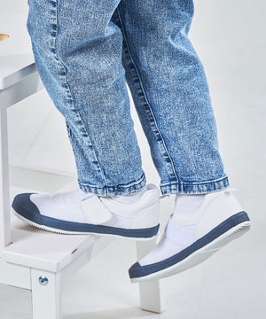 【WEB限定/KIDS】ゴムストラップスクールシューズ/K-533