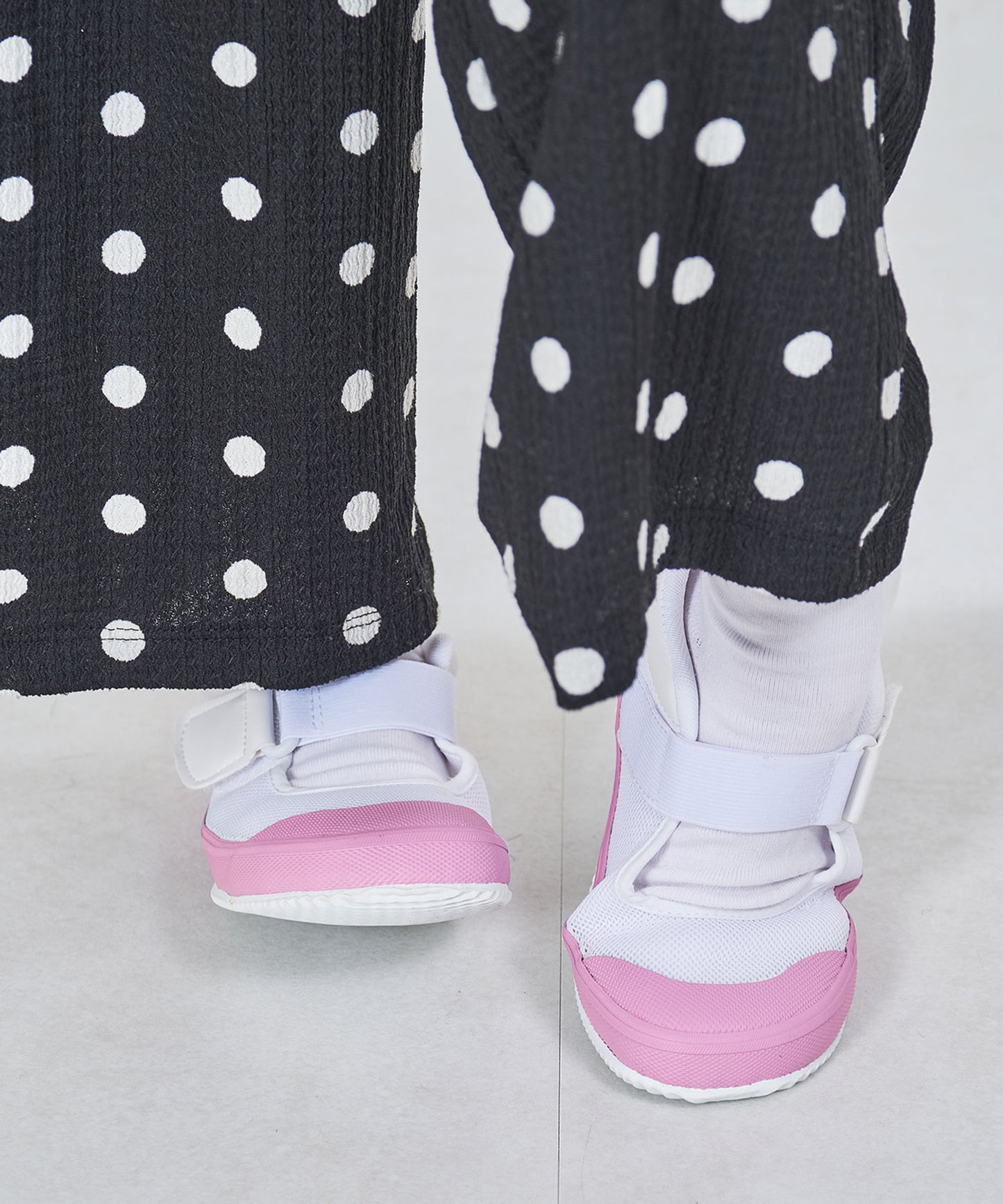 【WEB限定/KIDS】ゴムストラップスクールシューズ/K-533