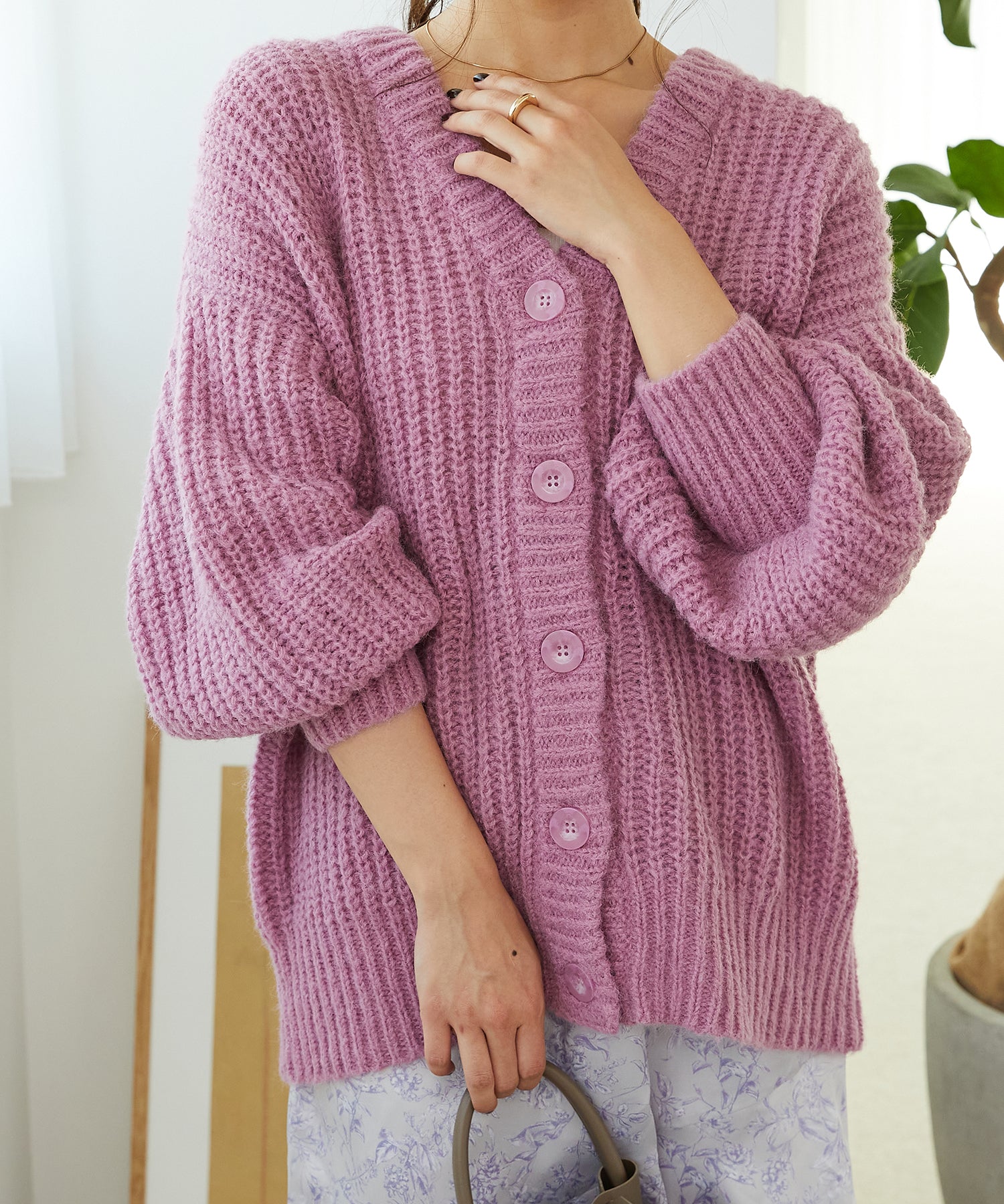 Vネックニットカーディガン/MO33N01 – ORIENTALTRAFFIC