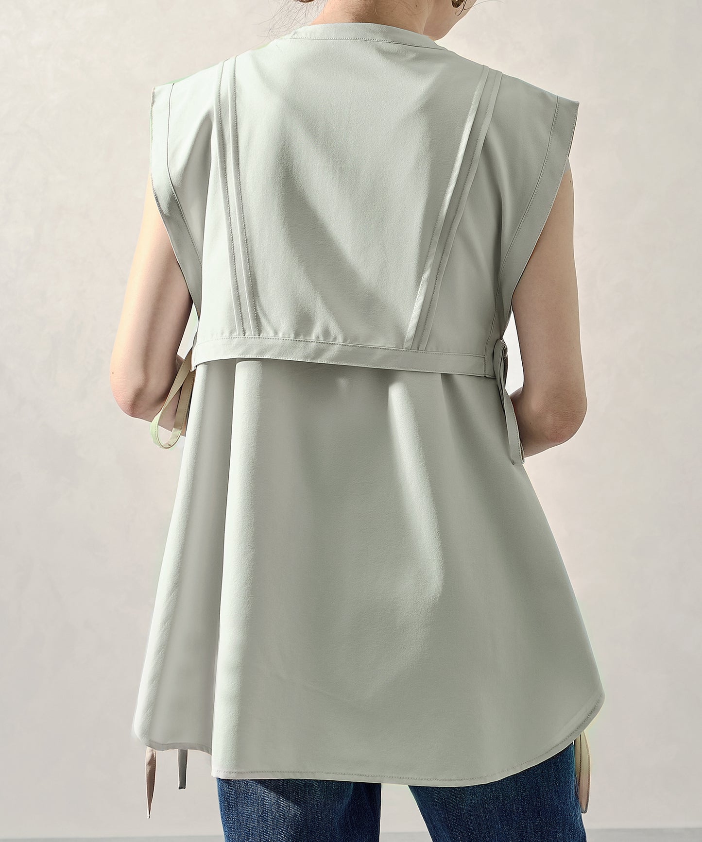 エプロンカラーノースリブラウス/AC1035