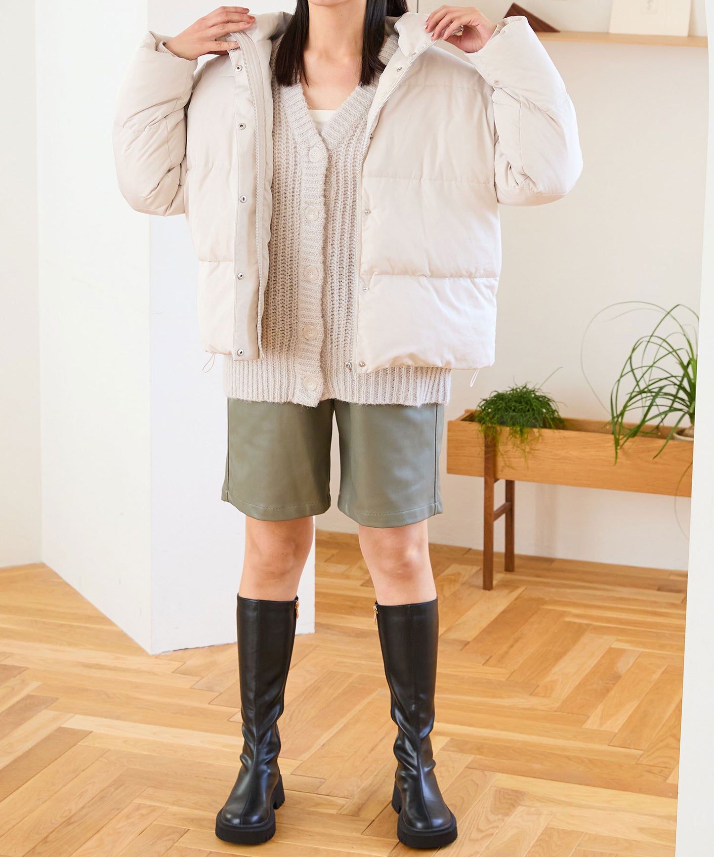 スタンドネックボリュームダウンジャケット/MO43D01