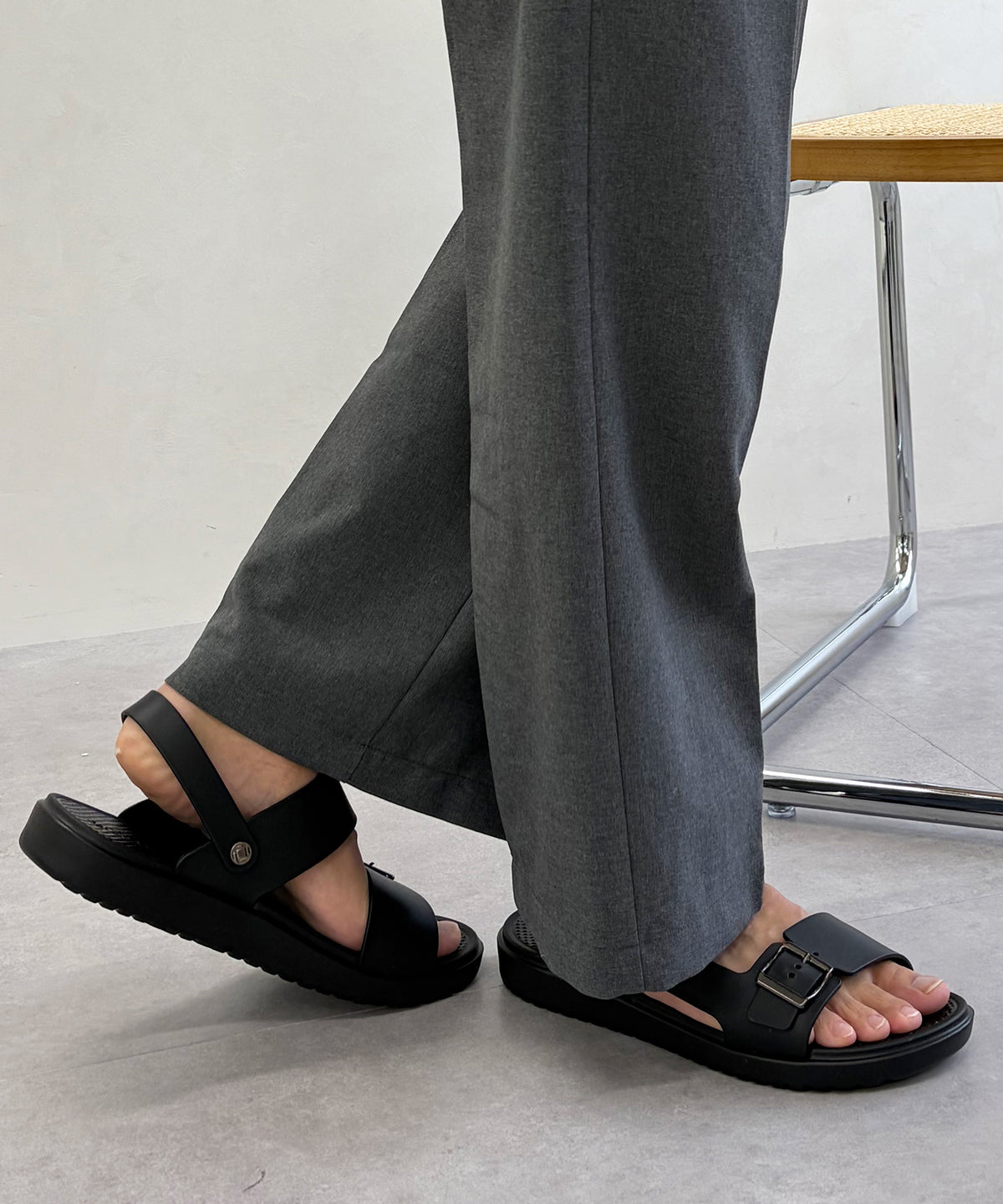 【WEB限定/Fit meサンダル】アシンメトリーベルトスライドサンダル/OT3238