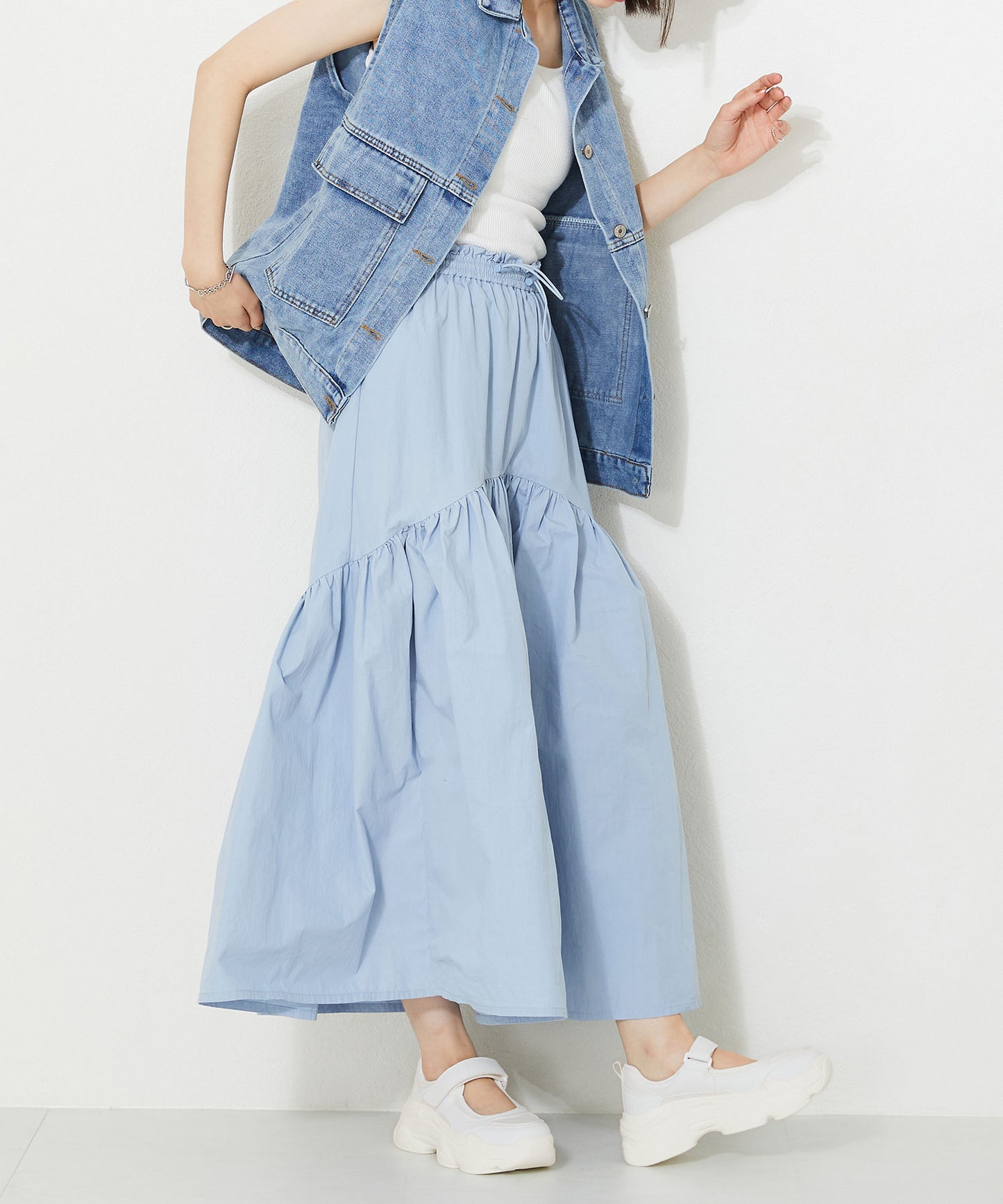 【WEB限定】厚底ベルトスニーカー/OT3737