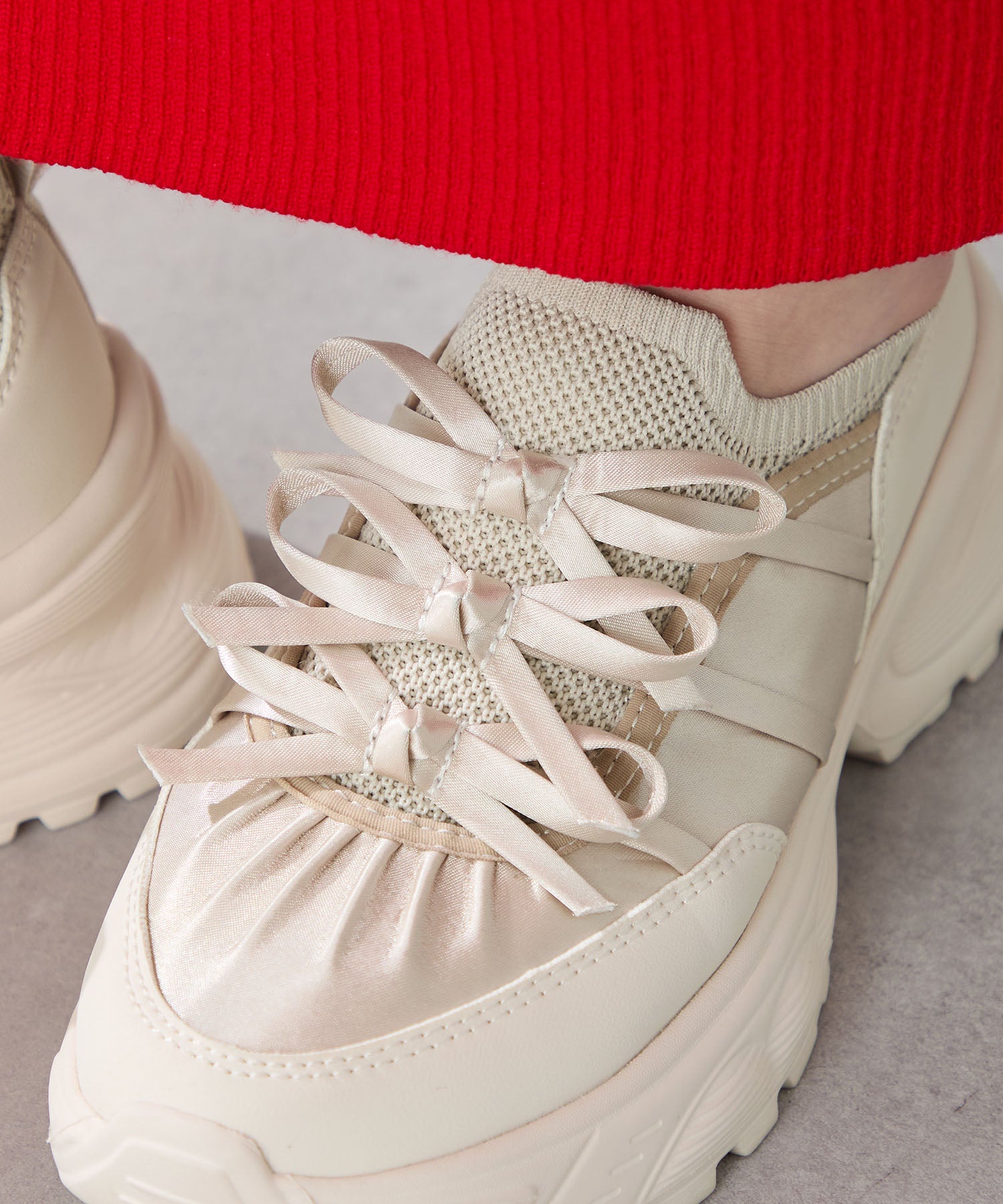 PRADA スパンコール厚底スニーカー ホワイト PRADA スパンコール厚底スニーカー ホワイト ホワイト（白）系 PRADA