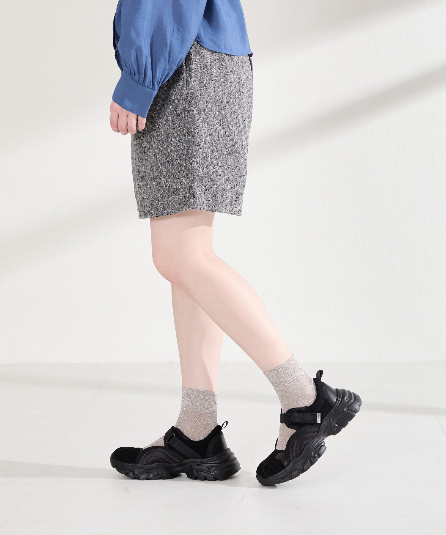 WEB先行予約/2月上旬発売予定】スエードメリージェーンスニーカー