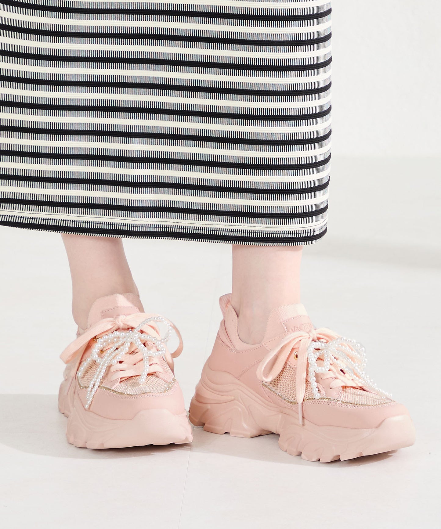 【WEB先行予約/3月上旬発売予定】2wayリボンモチーフニットスニーカー/OT3797