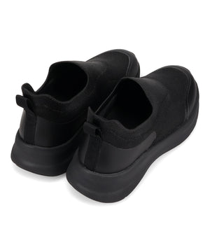 【TVCM放映中/瞬間フィット】ニット防水スニーカー/OT3799