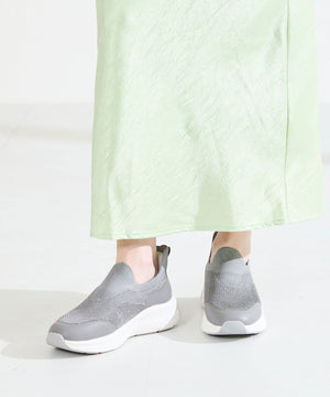 【TVCM放映中/瞬間フィット】ニット防水スニーカー/OT3799