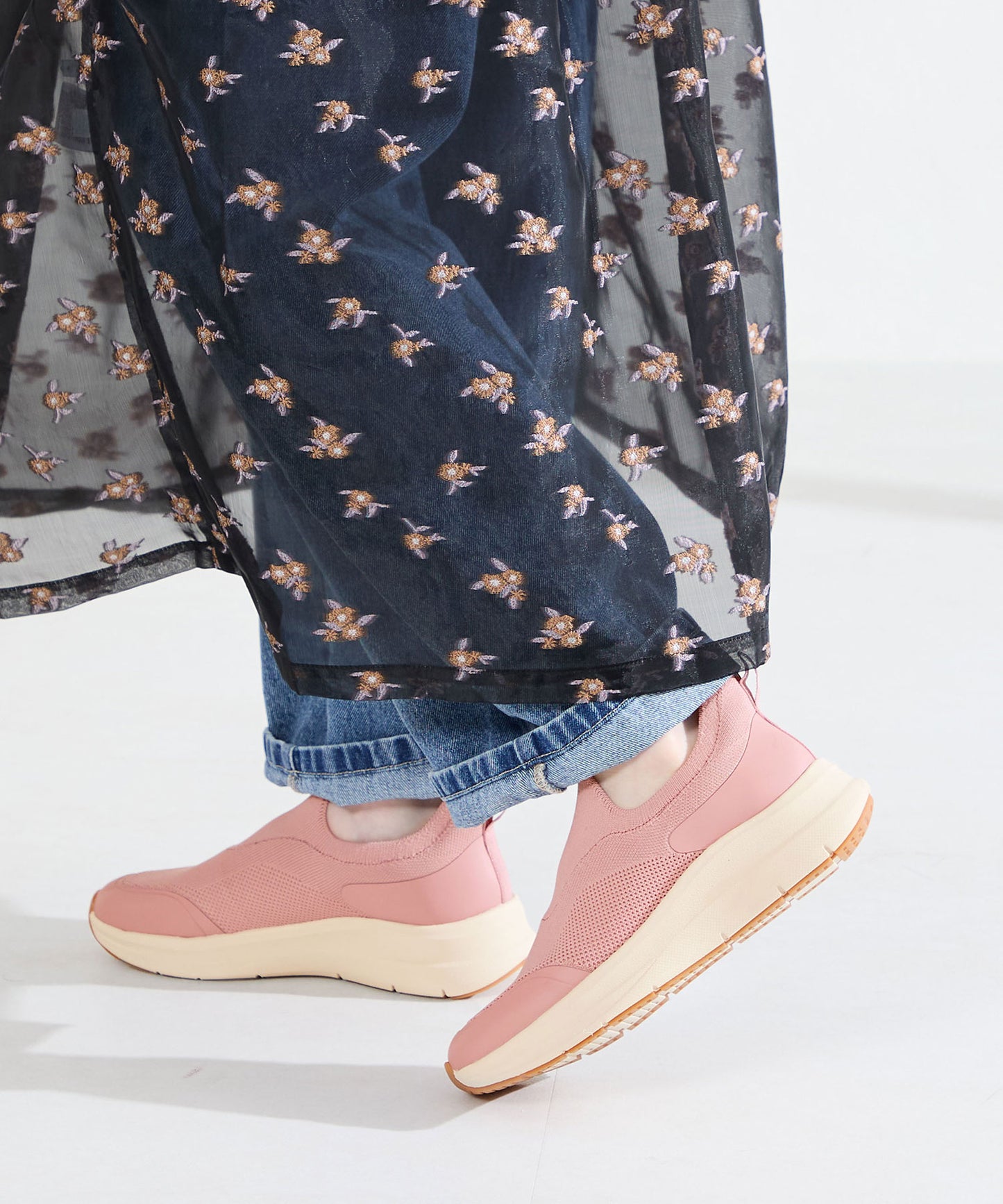 【TVCM放映中/瞬間フィット】ニット防水スニーカー/OT3799