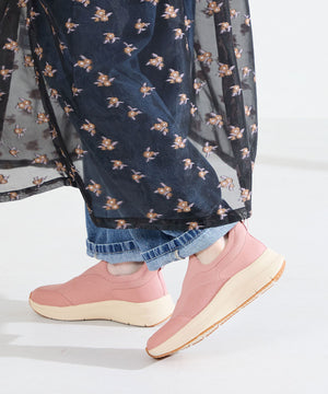 【TVCM放映中/瞬間フィット】ニット防水スニーカー/OT3799