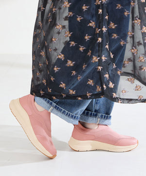 【TVCM放映中/瞬間フィット】ニット防水スニーカー/OT3799