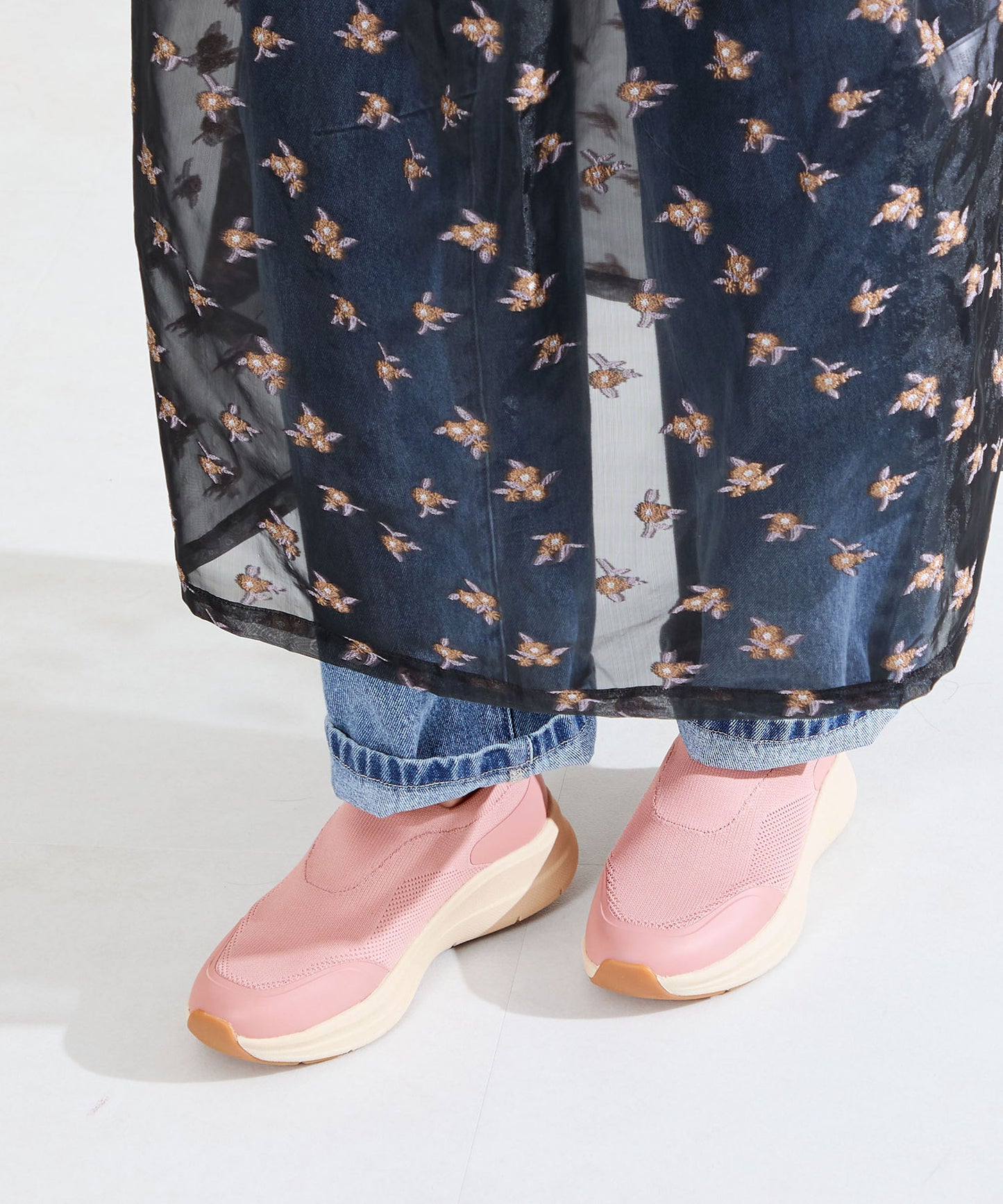 【TVCM放映中/瞬間フィット】ニット防水スニーカー/OT3799