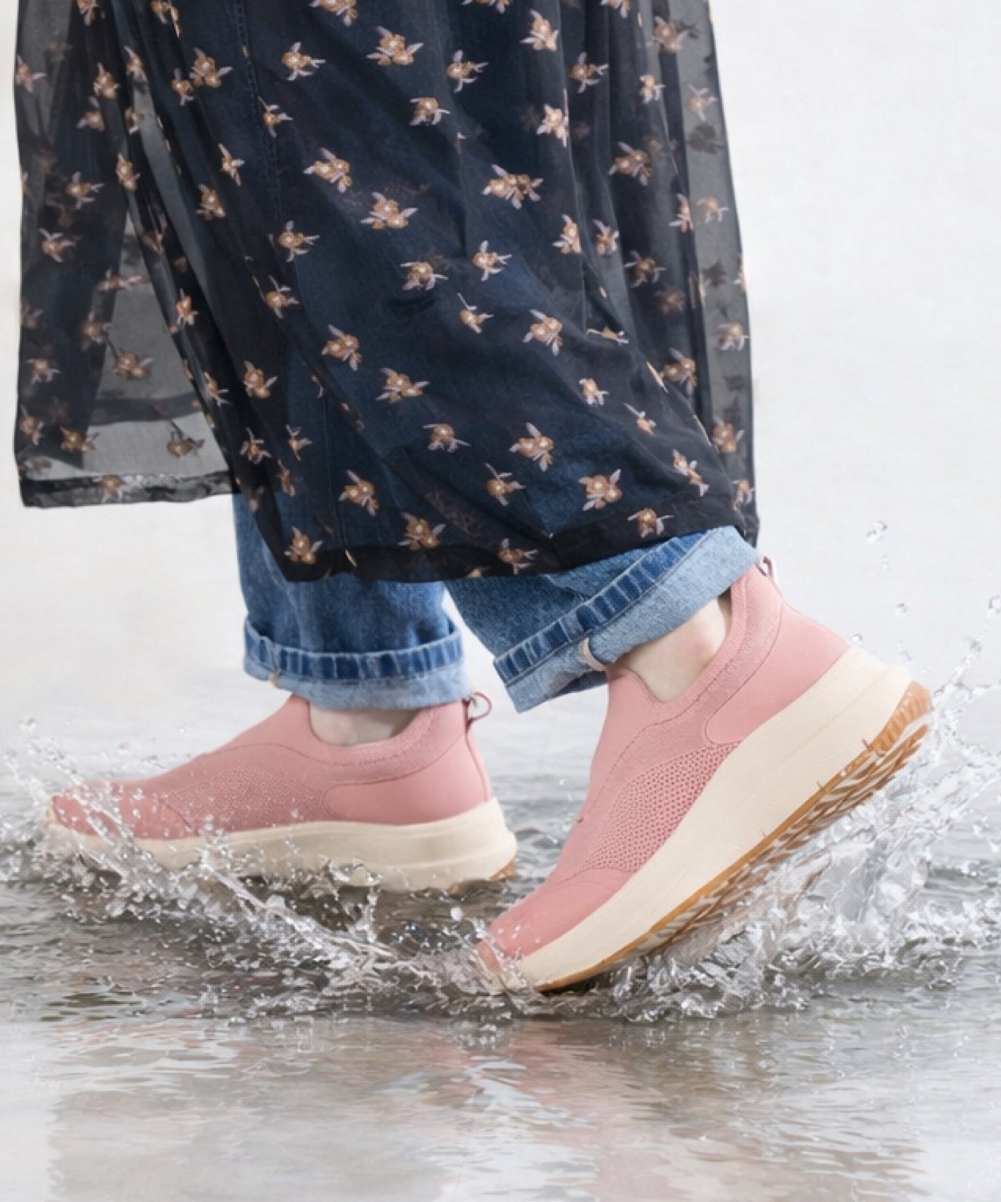 【TVCM放映中/瞬間フィット】ニット防水スニーカー/OT3799