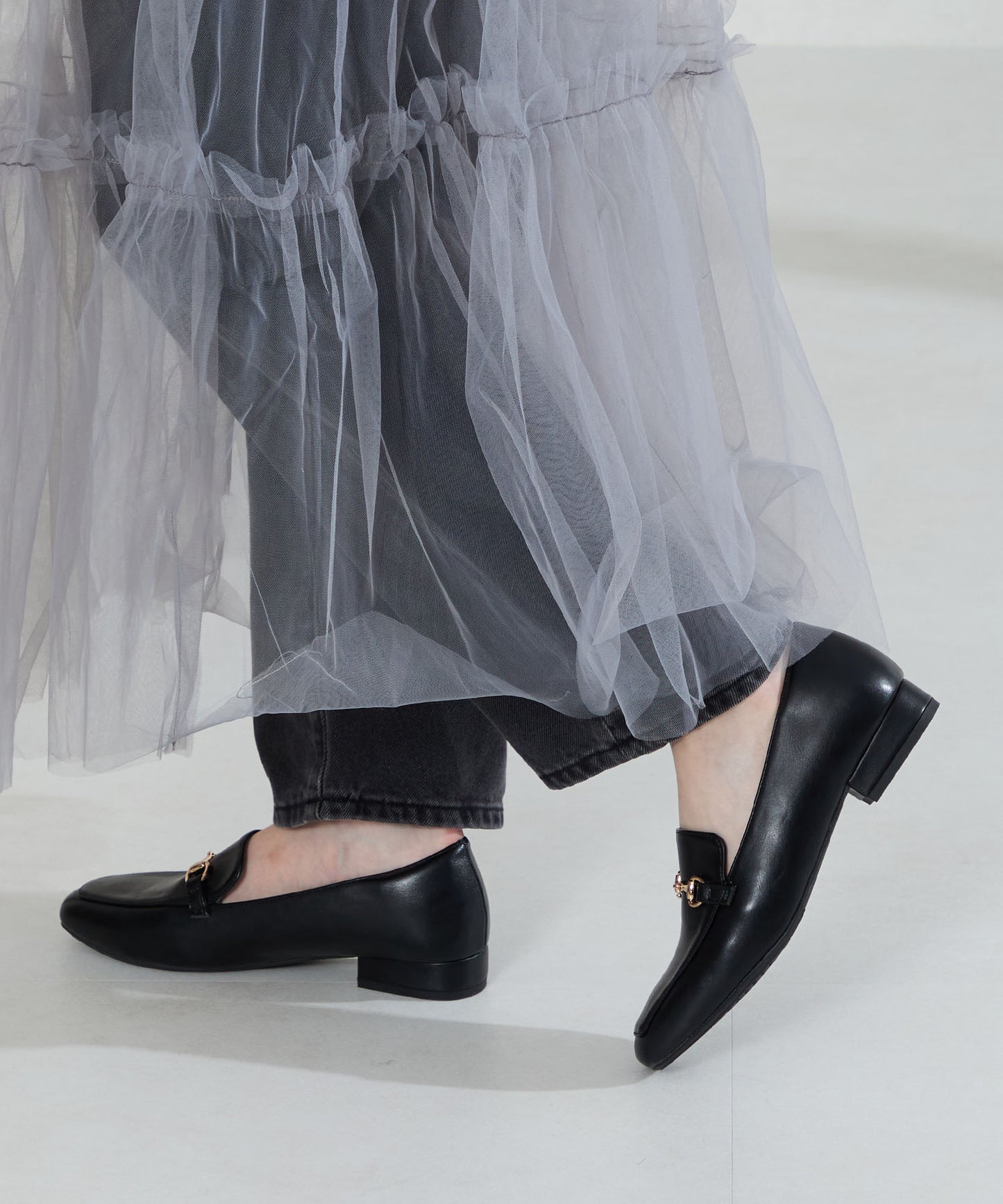 【跳べるパンプス】スクエアトゥビットモチーフローファー/跳べるパンプスシリーズ累計150万足突破/R-3210