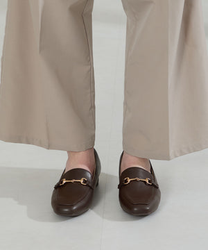 【跳べるパンプス】スクエアトゥビットモチーフローファー/跳べるパンプスシリーズ累計150万足突破/R-3210