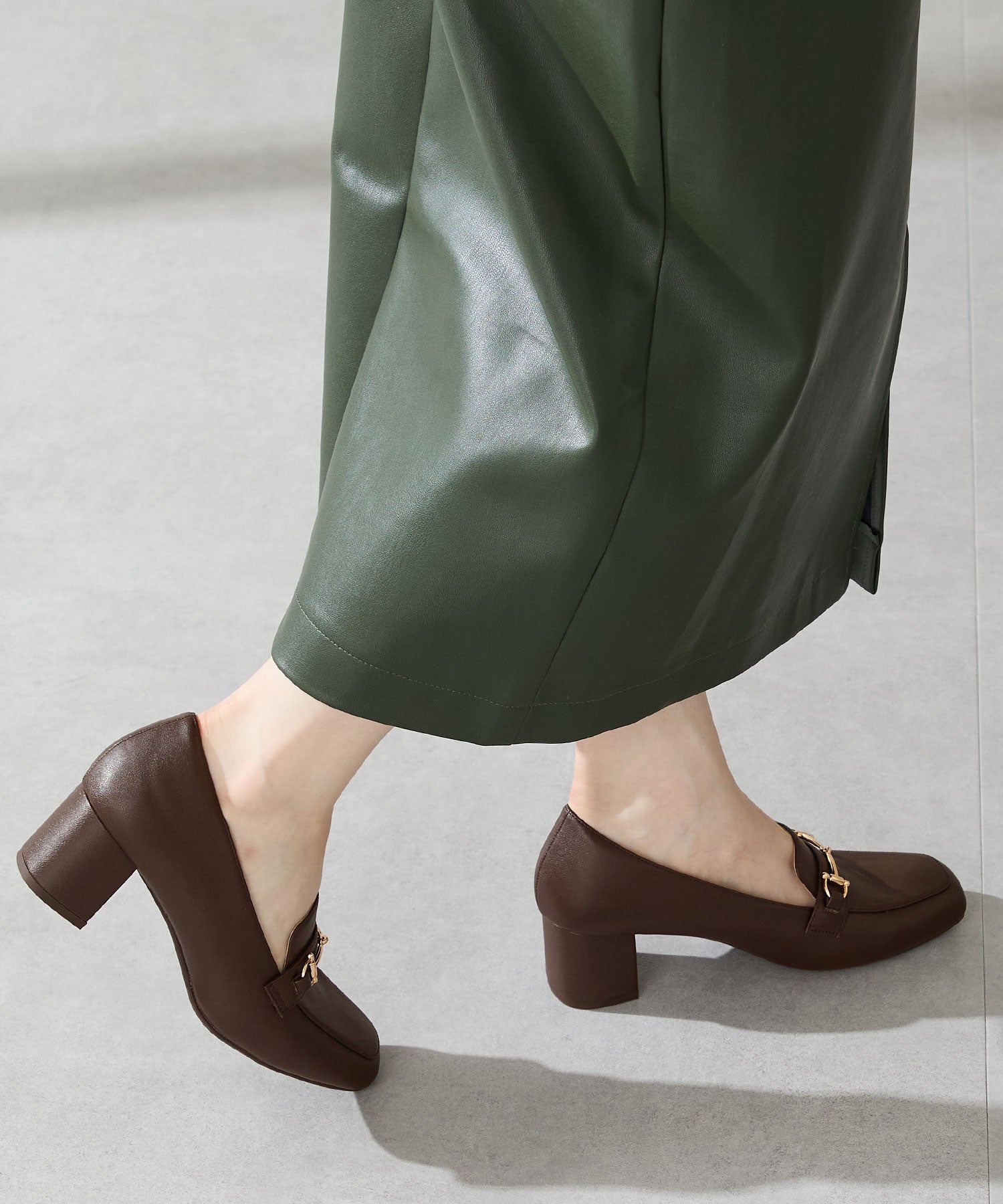 跳べるパンプス】ビットヒールローファー/跳べるパンプスシリーズ累計