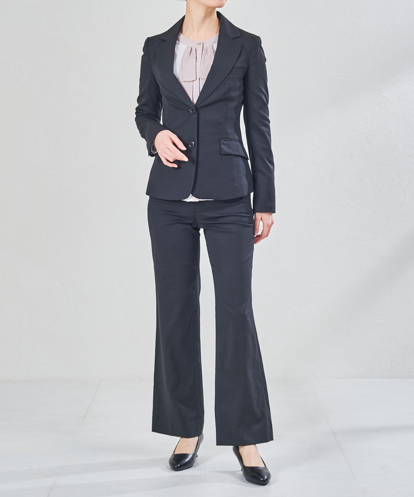 【跳べるパンプス】アーモンドトゥヒール/跳べるパンプスシリーズ累計150万足突破/R-3220