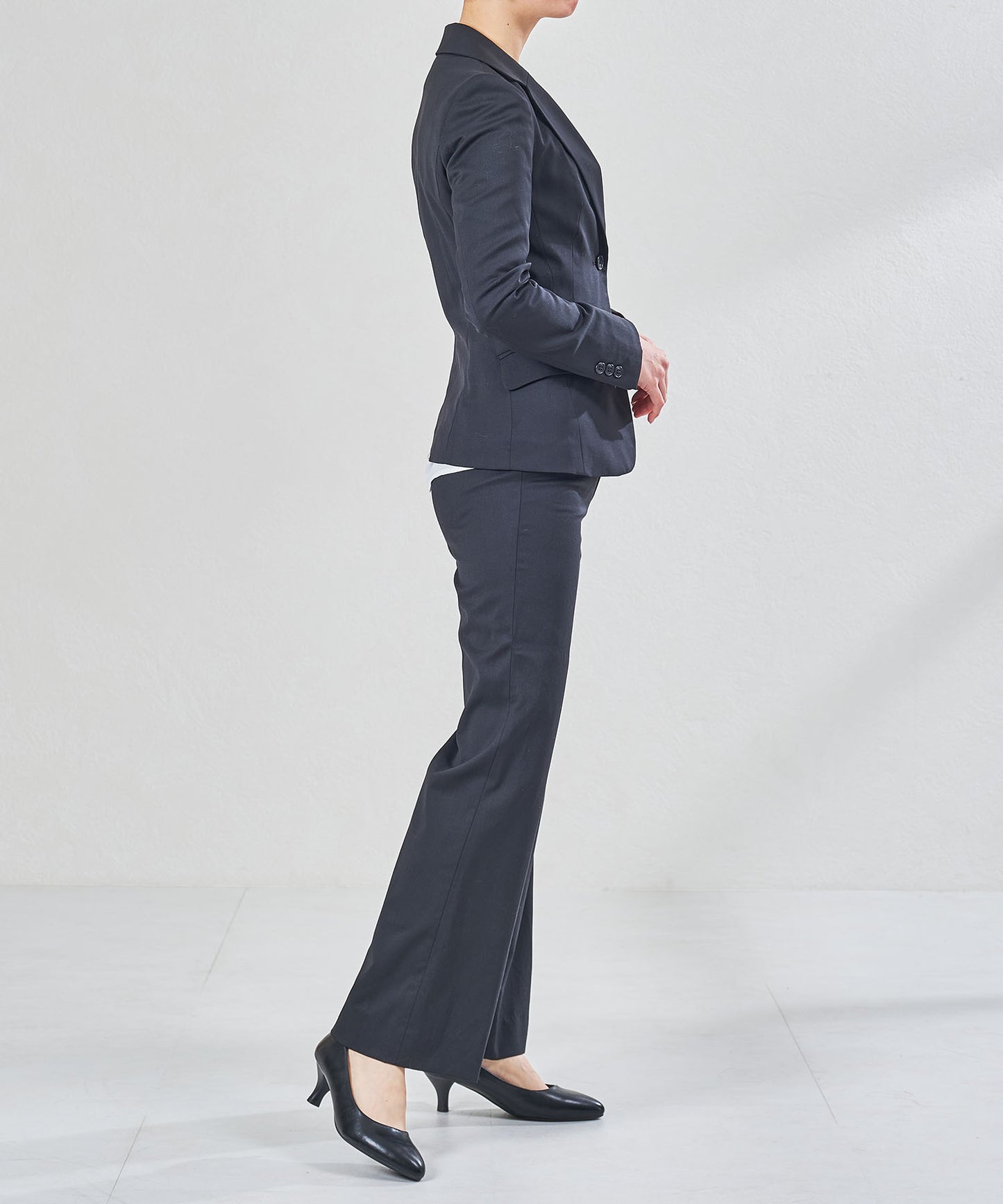 【跳べるパンプス】アーモンドトゥヒール/跳べるパンプスシリーズ累計150万足突破/R-3220