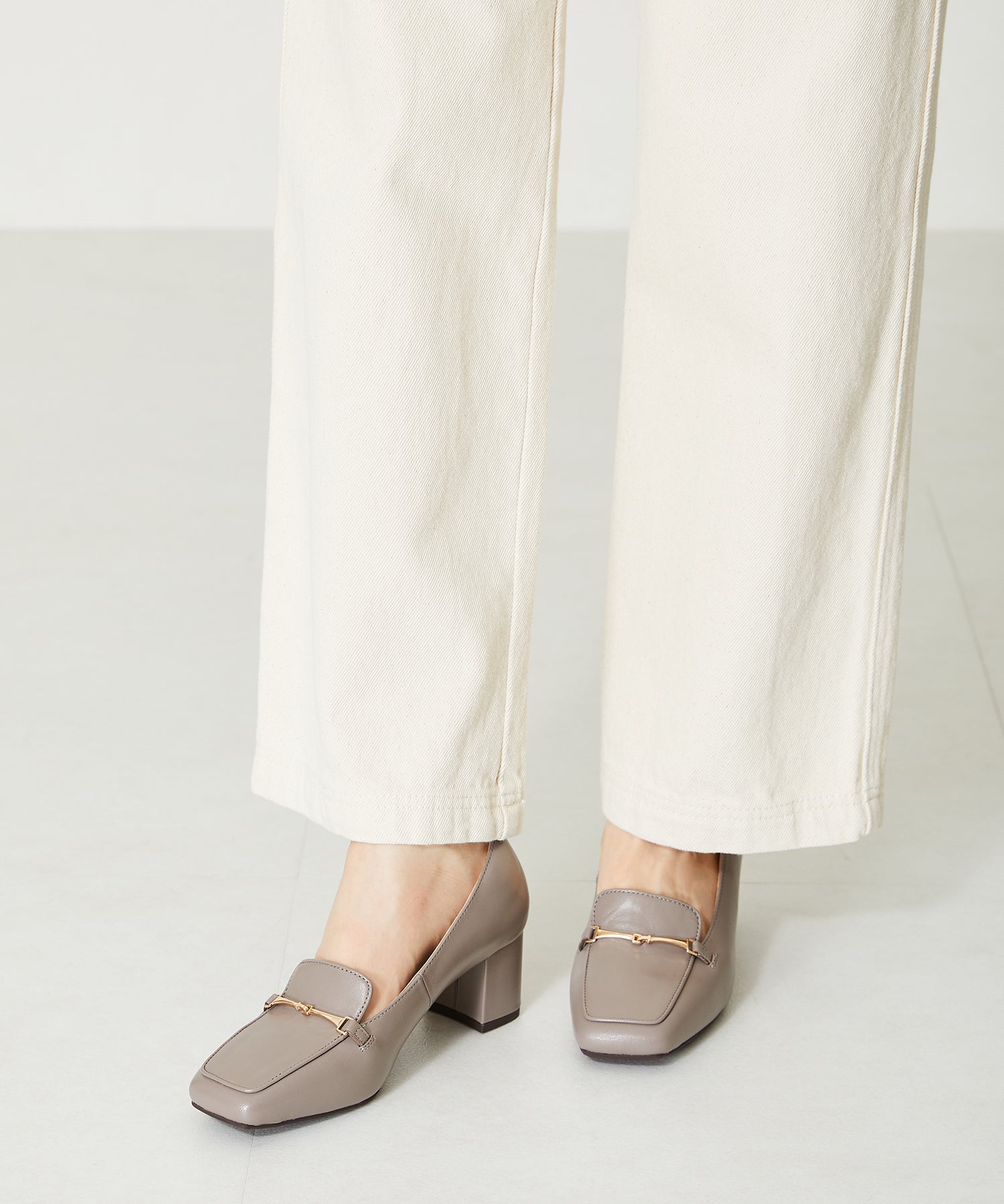 跳べるパンプス/本革使用】スクエアトゥビットヒールローファー/R-6008